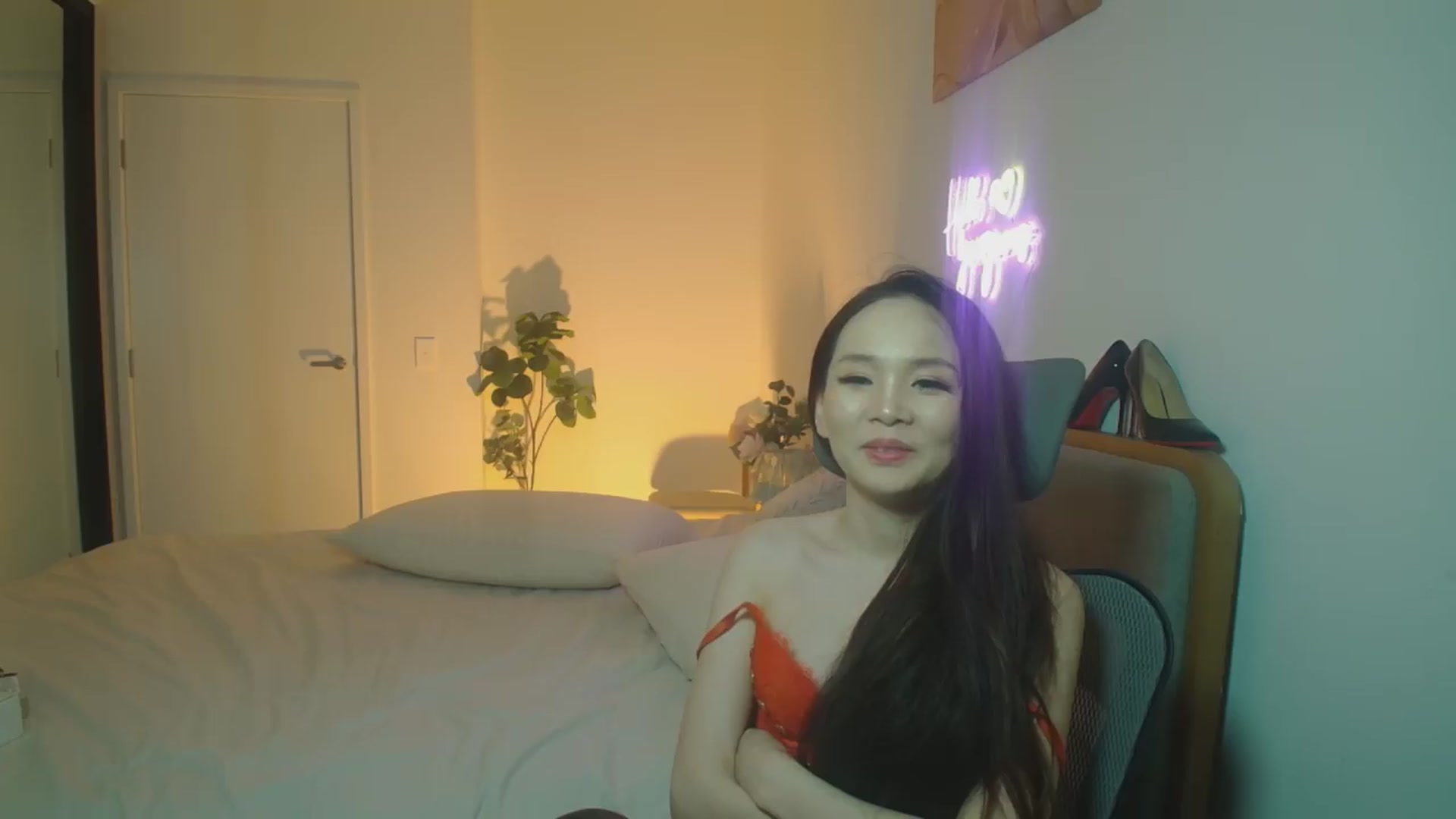 Gallery image thumbnail from Hanna_XX's myfreecams stream on, 08/29/2026, 12:49 image 15 of 20