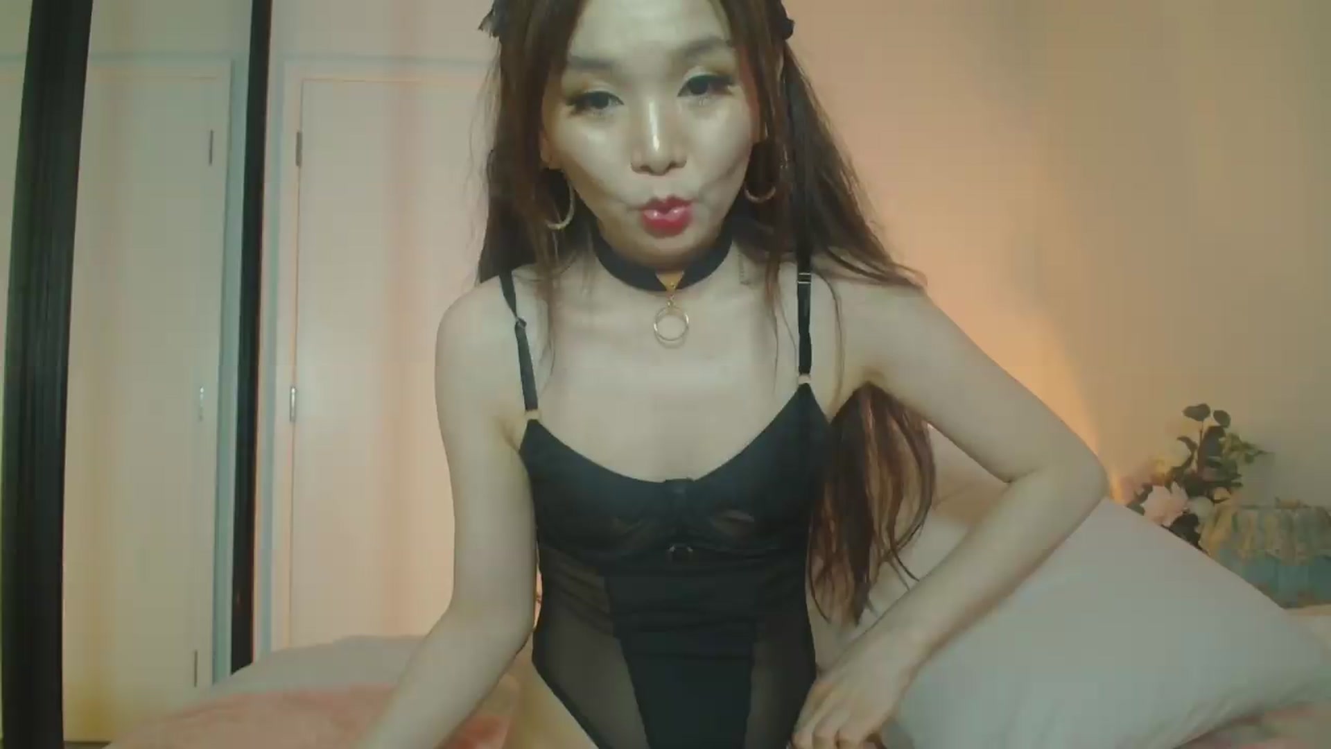 Gallery image thumbnail from Hanna_XX's myfreecams stream on, 08/30/2026, 08:50 image 18 of 20