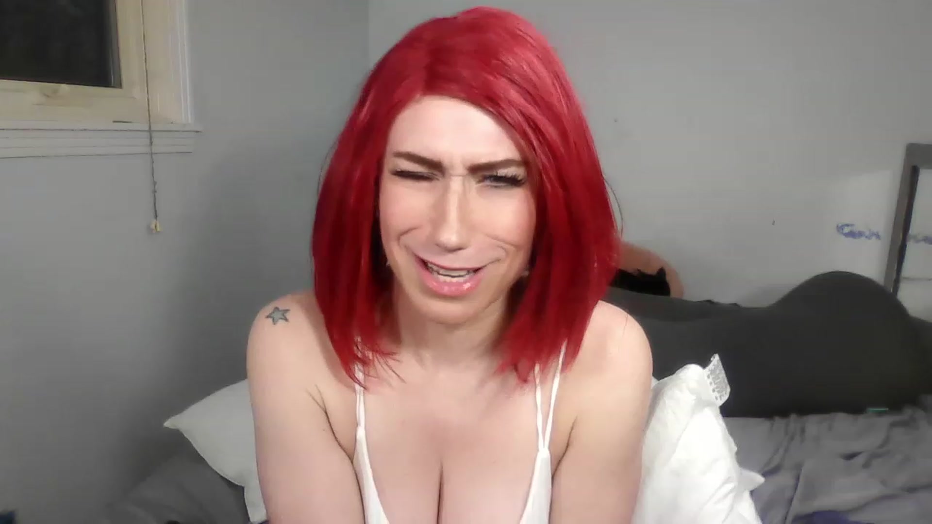 Gallery image thumbnail from HannahHarte's myfreecams stream on, 12/17/2022, 14:43 image 8 of 20