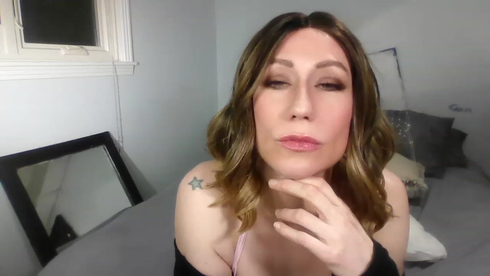 Gallery image thumbnail from HannahHarte's myfreecams stream on, 01/23/2023, 06:52 image 16 of 20