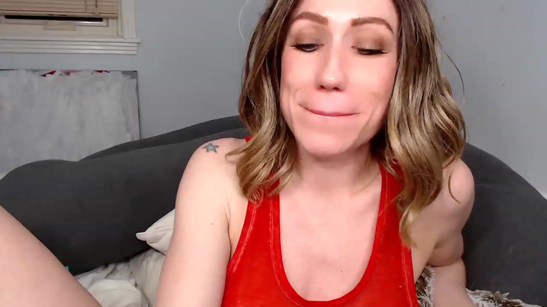 Gallery image thumbnail from HannahHarte's myfreecams stream on, 01/26/2023, 11:20 image 5 of 20