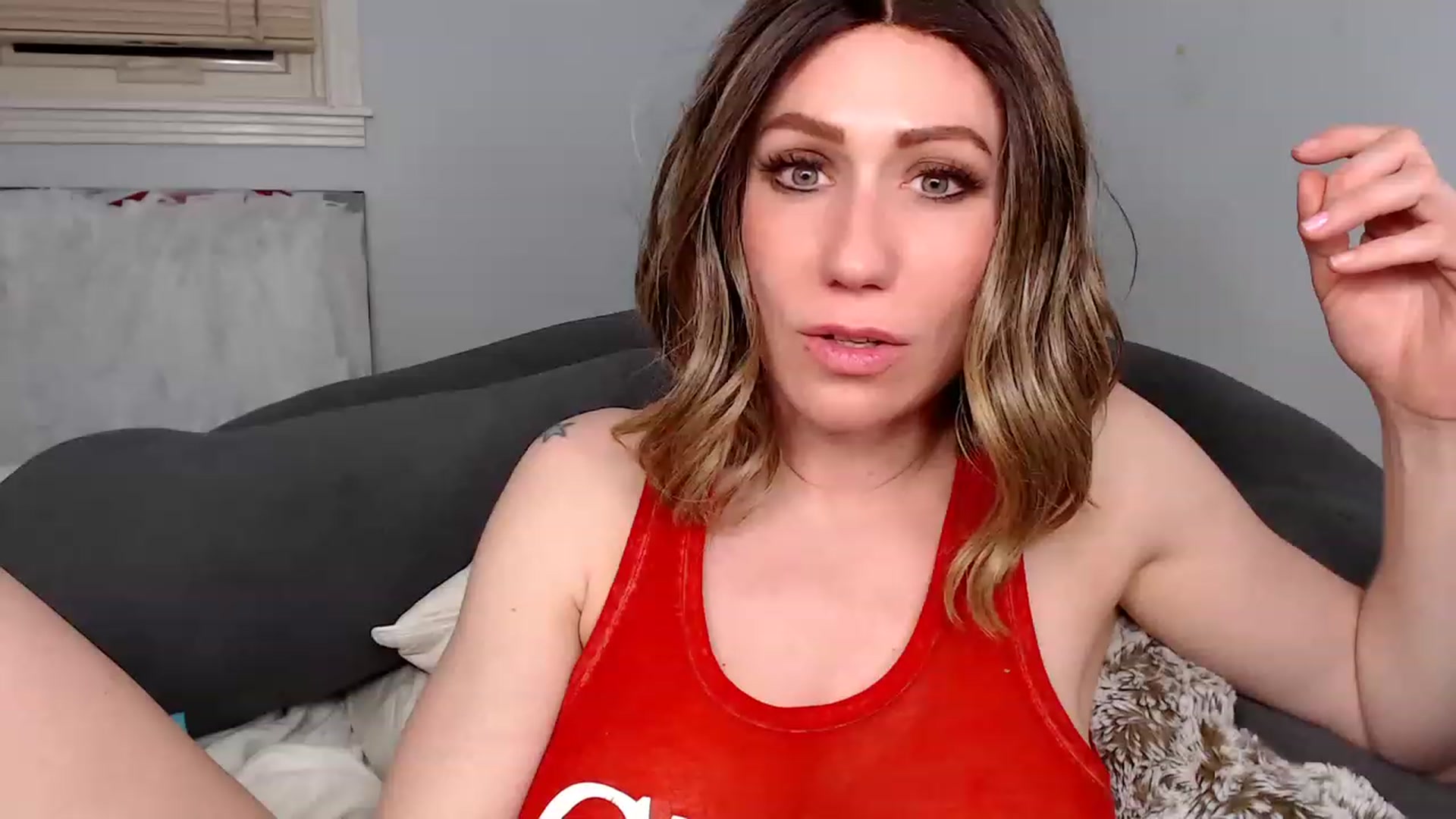 Gallery image thumbnail from HannahHarte's myfreecams stream on, 01/26/2023, 11:20 image 6 of 20