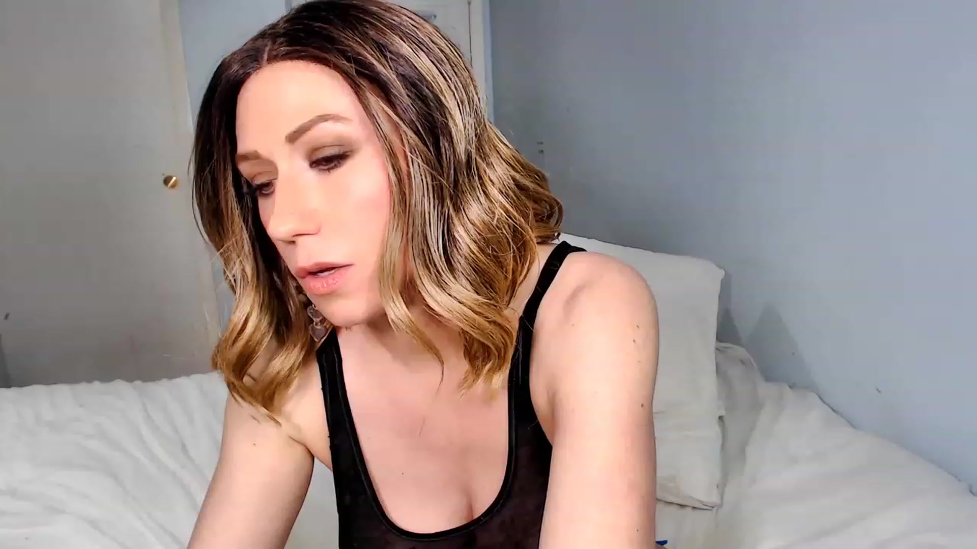 Gallery image thumbnail from HannahHarte's myfreecams stream on, 01/29/2023, 09:57 image 1 of 20