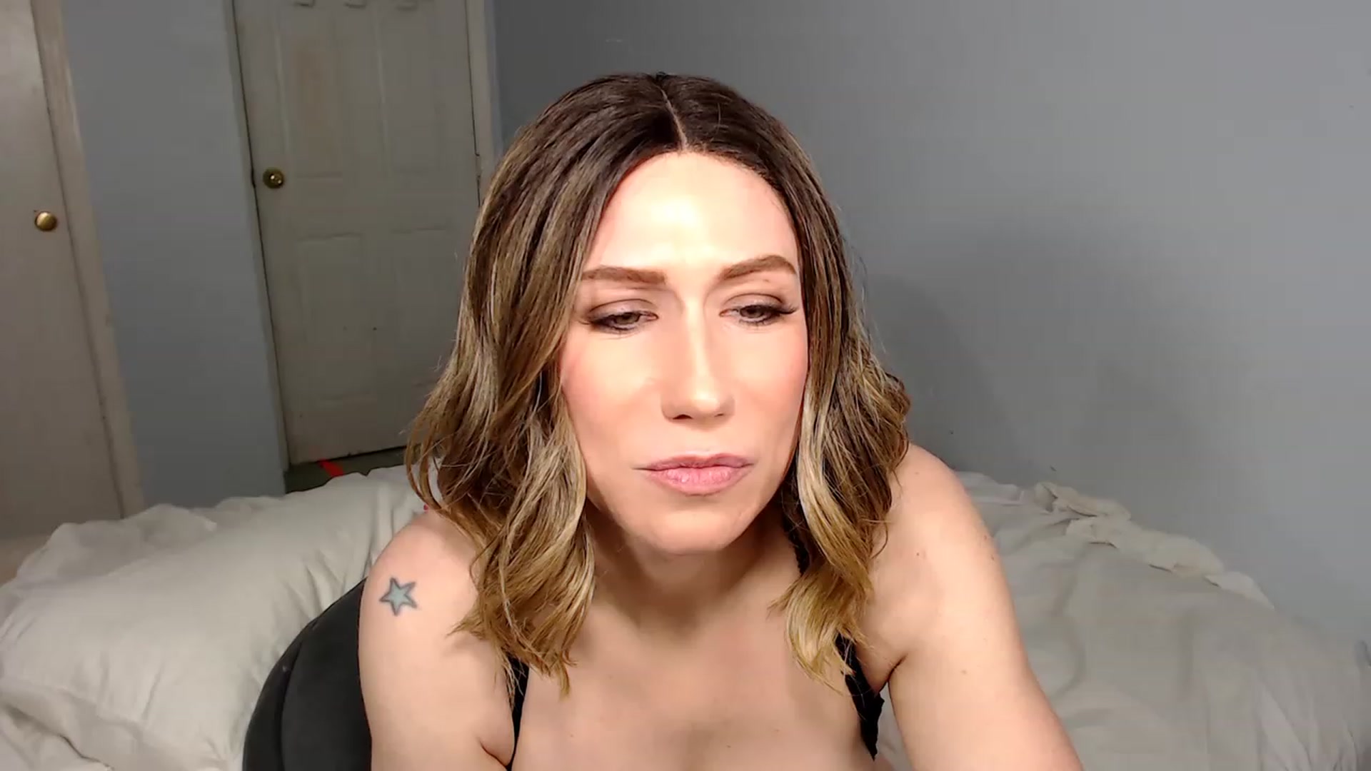 Gallery image thumbnail from HannahHarte's myfreecams stream on, 01/30/2023, 09:09 image 11 of 20