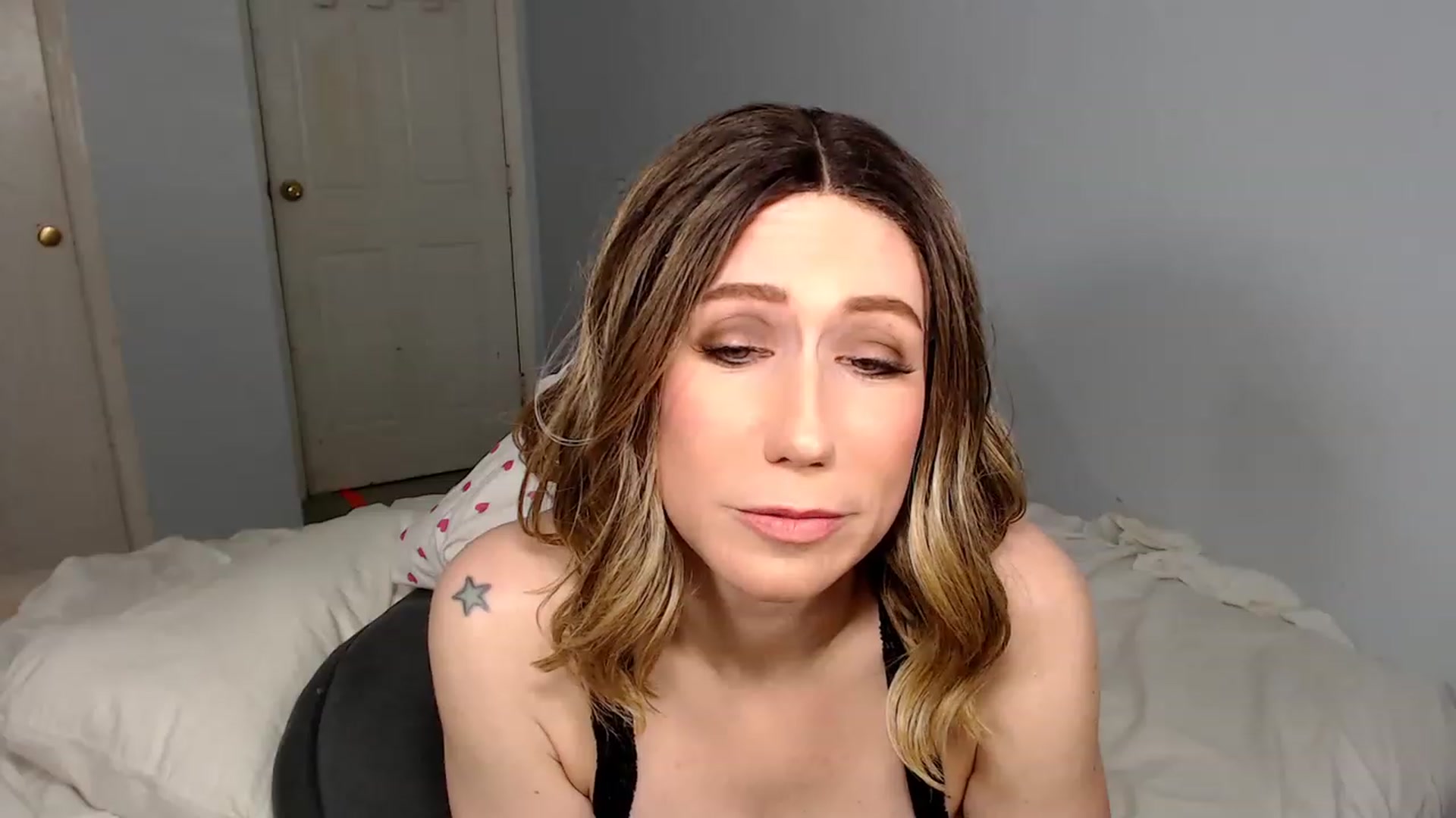 Gallery image thumbnail from HannahHarte's myfreecams stream on, 01/30/2023, 09:09 image 4 of 20