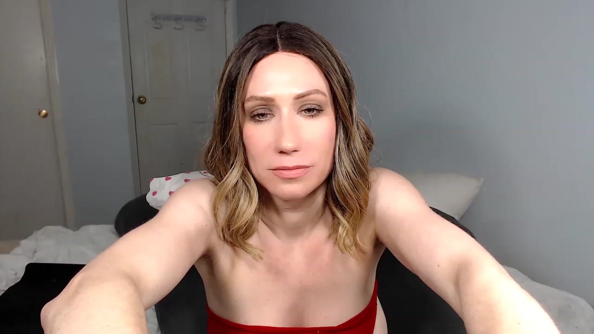 Gallery image thumbnail from HannahHarte's myfreecams stream on, 01/31/2023, 07:32 image 12 of 20
