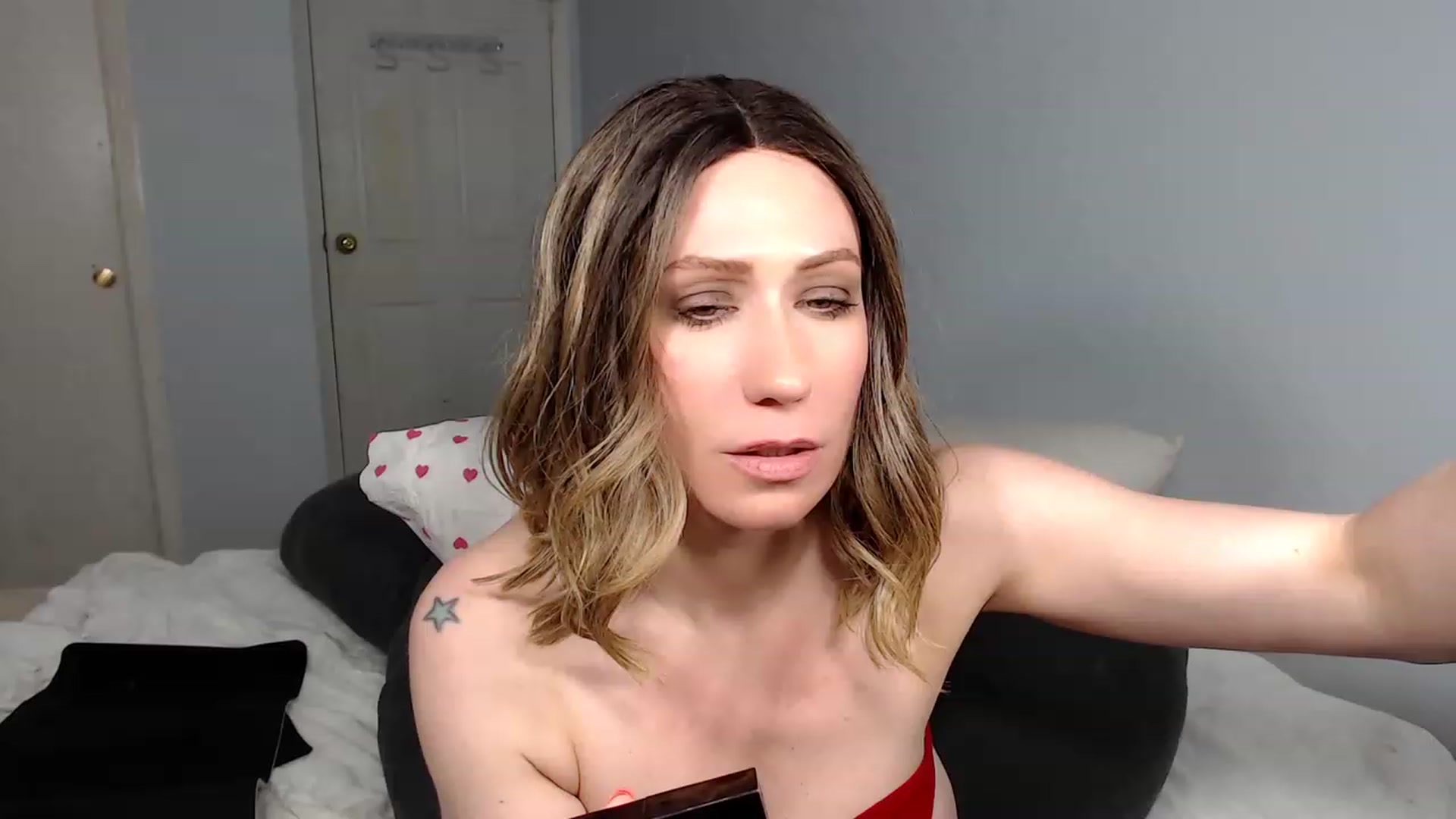 Gallery image thumbnail from HannahHarte's myfreecams stream on, 01/31/2023, 07:32 image 11 of 20