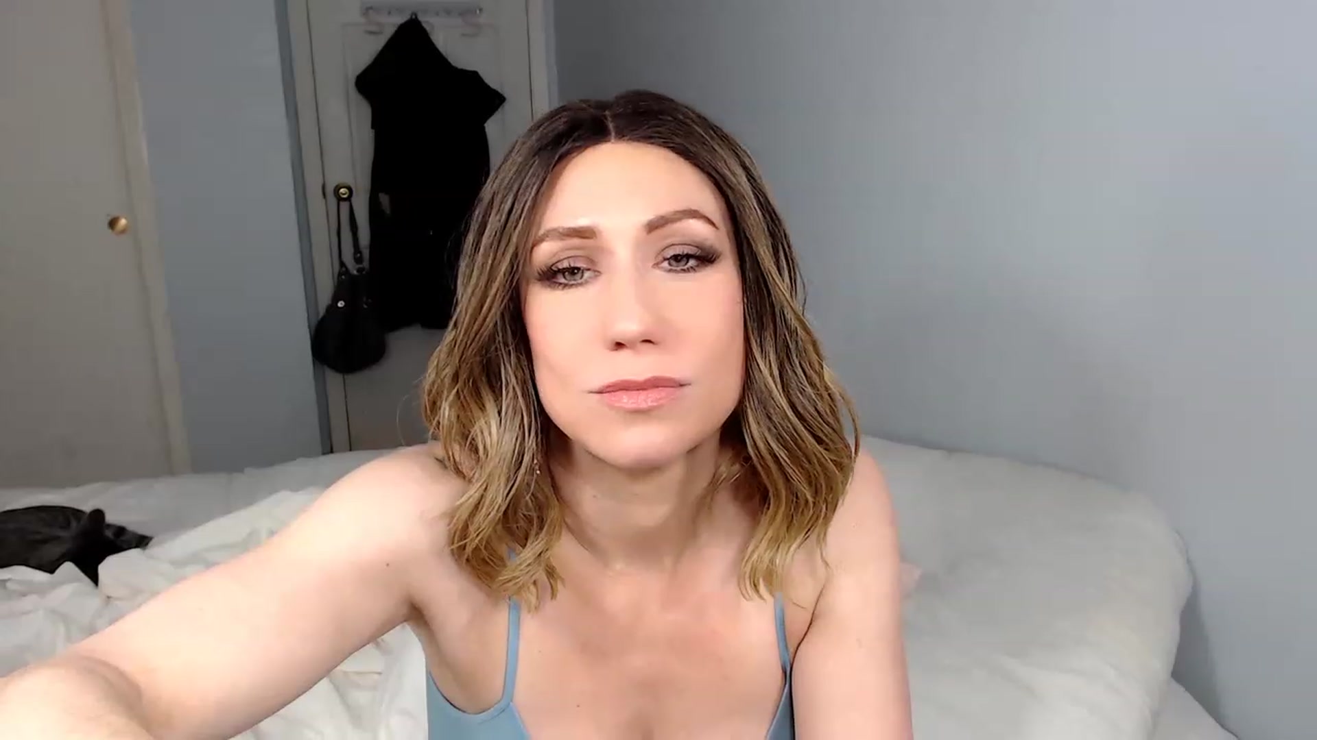 Gallery image thumbnail from HannahHarte's myfreecams stream on, 02/01/2023, 10:52 image 19 of 20