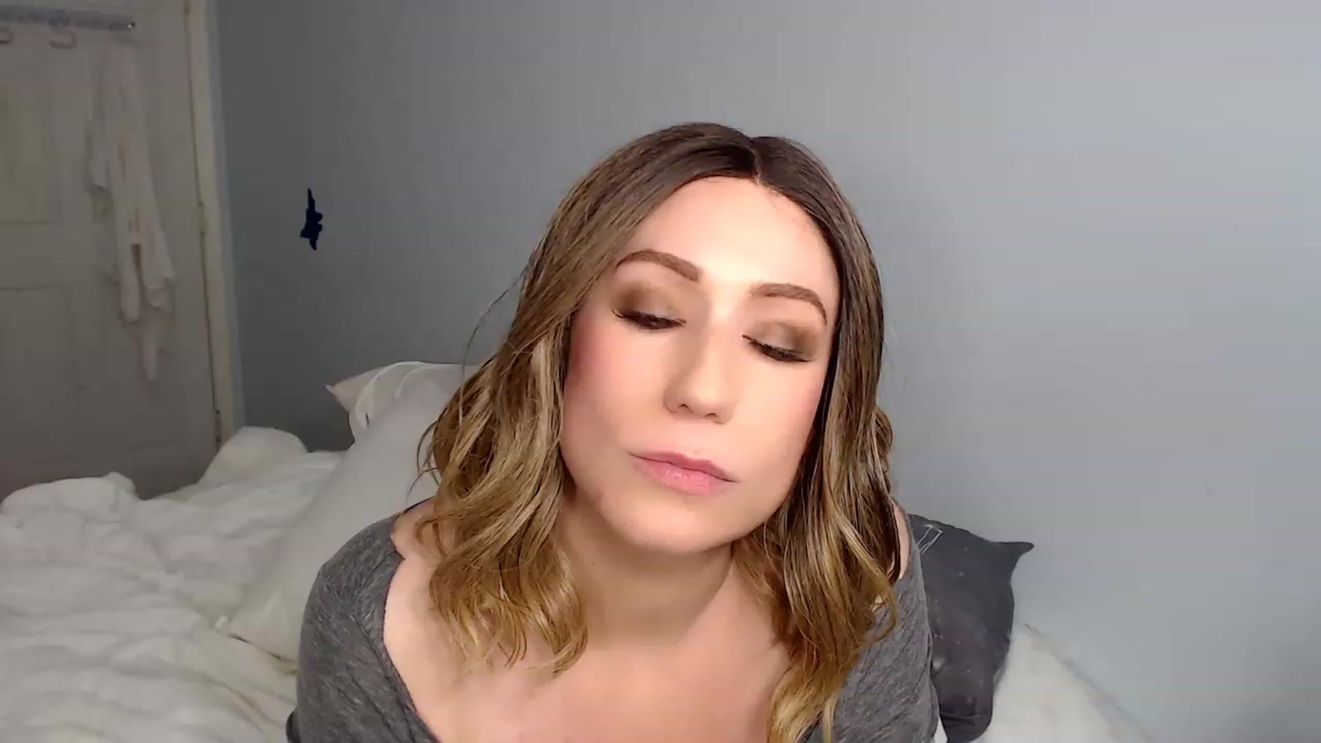 Gallery image thumbnail from HannahHarte's myfreecams stream on, 02/06/2023, 07:08 image 14 of 20