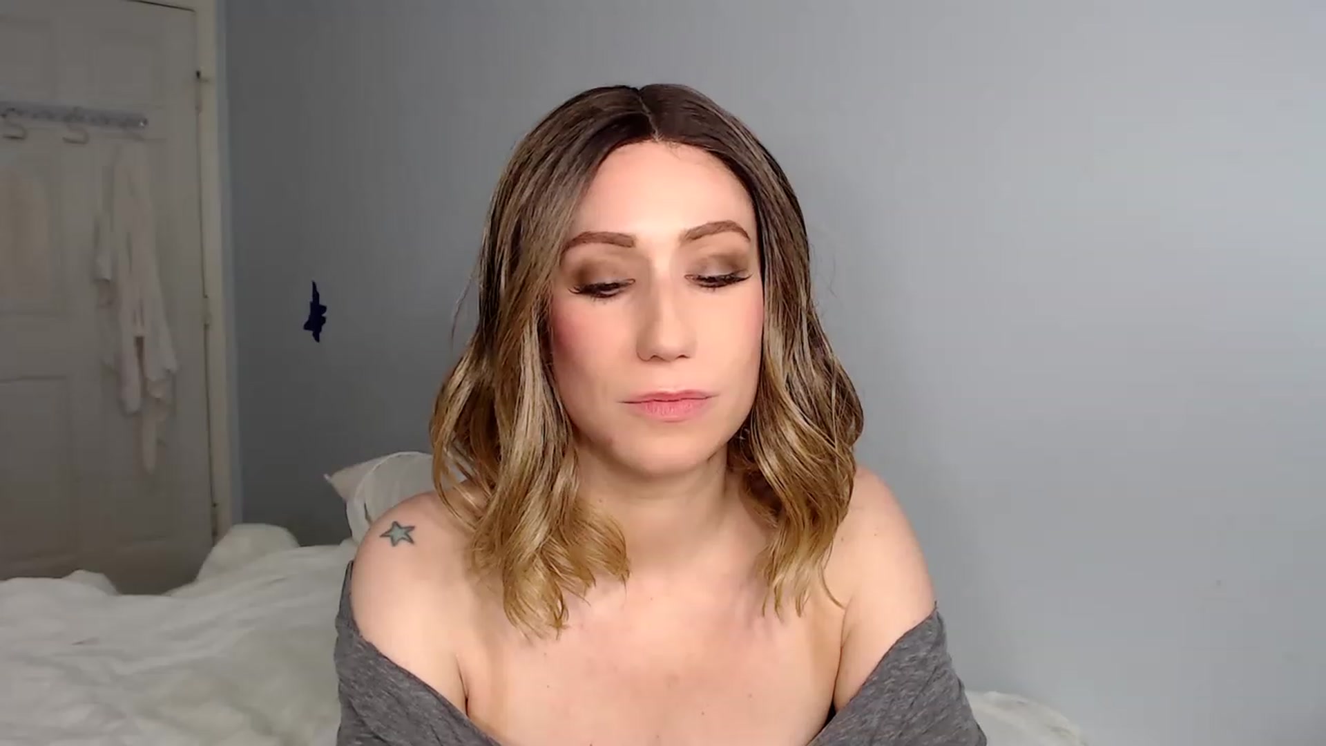 Gallery image thumbnail from HannahHarte's myfreecams stream on, 02/06/2023, 07:08 image 8 of 20