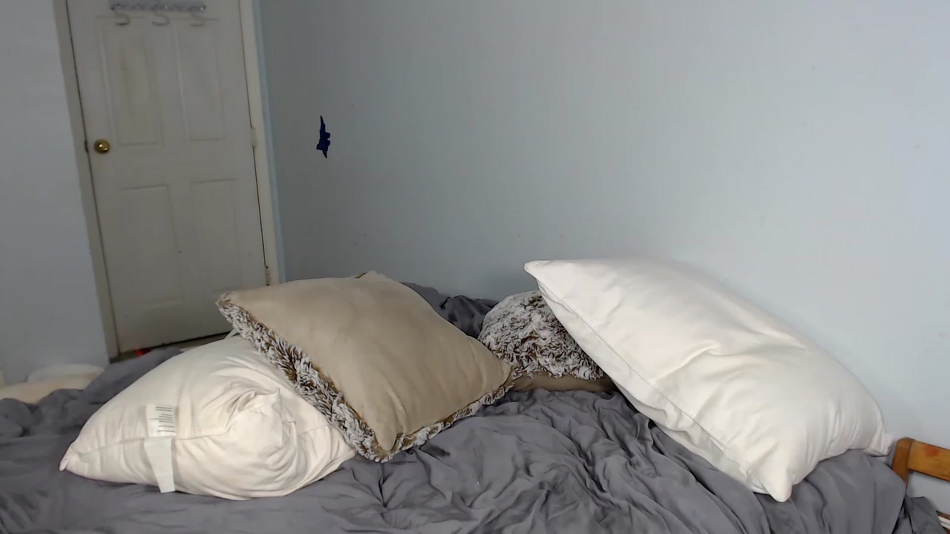 Gallery image thumbnail from HannahHarte's myfreecams stream on, 02/19/2023, 08:47 image 9 of 20
