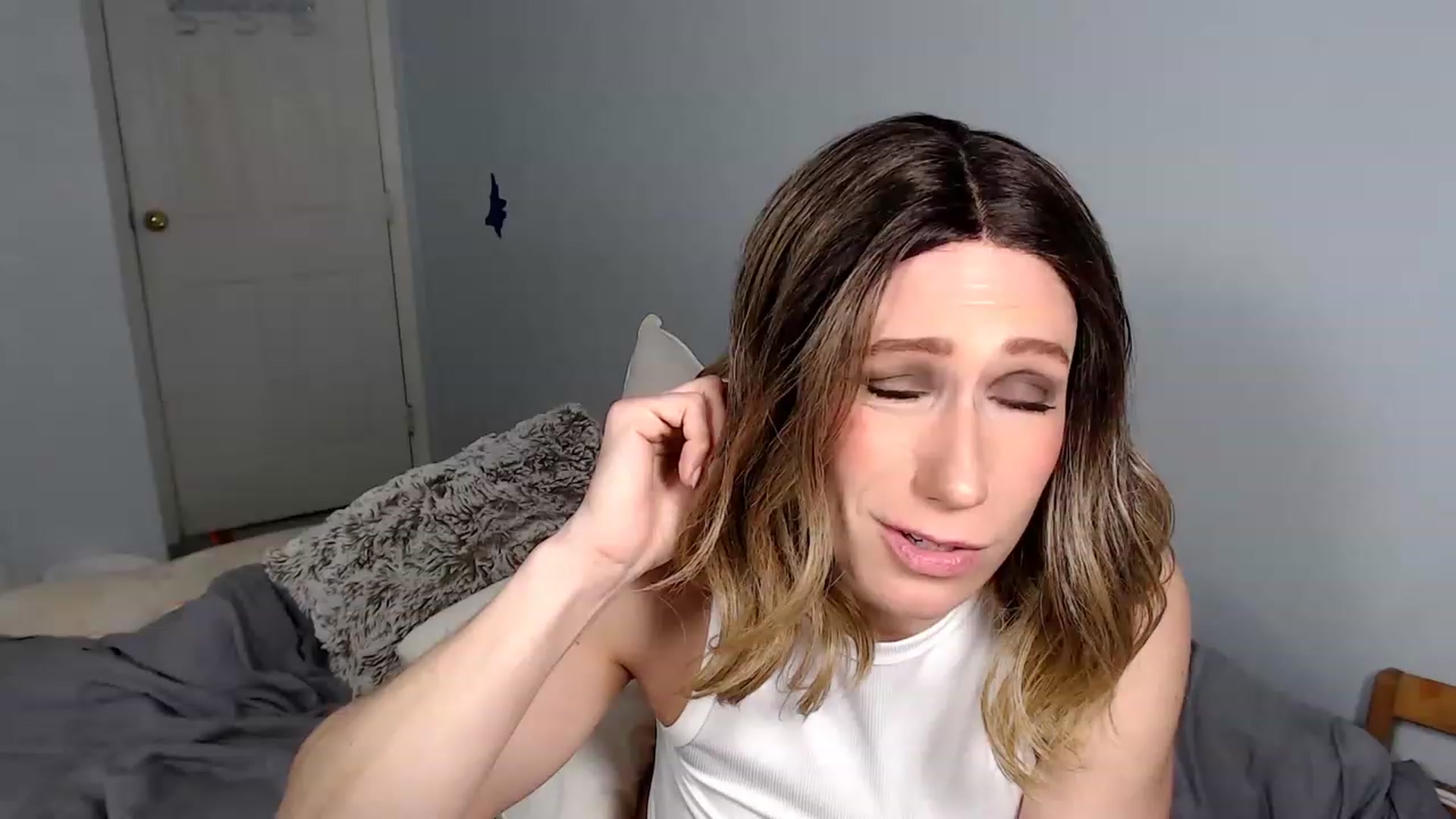 Gallery image thumbnail from HannahHarte's myfreecams stream on, 02/19/2023, 08:47 image 19 of 20