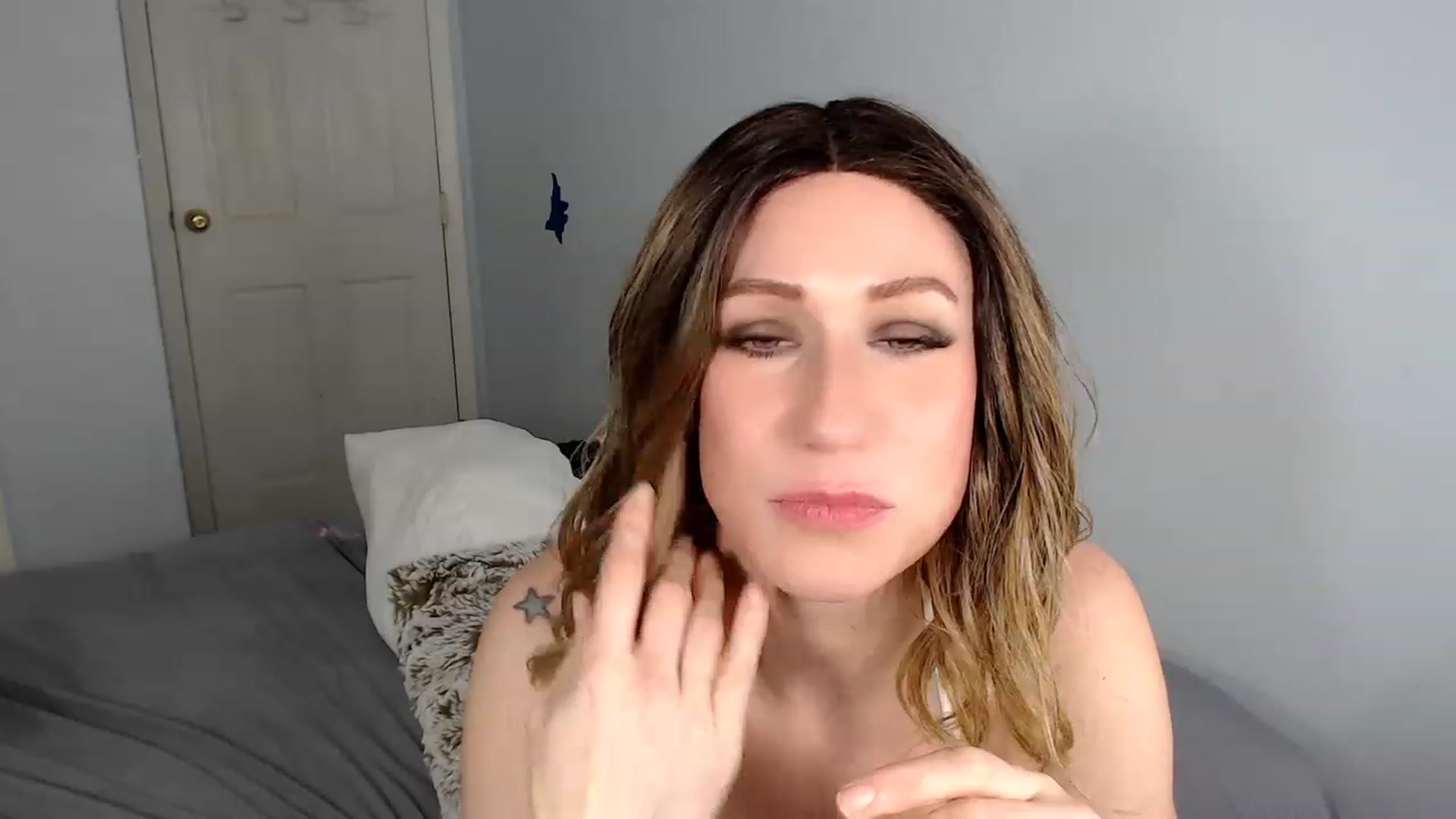 Gallery image thumbnail from HannahHarte's myfreecams stream on, 02/21/2023, 06:39 image 12 of 20