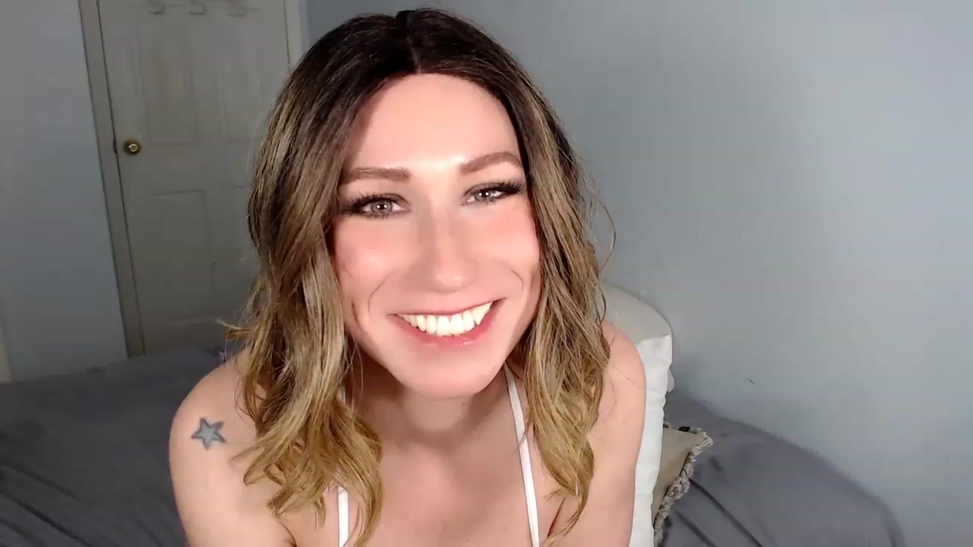 Gallery image thumbnail from HannahHarte's myfreecams stream on, 02/21/2023, 06:39 image 17 of 20