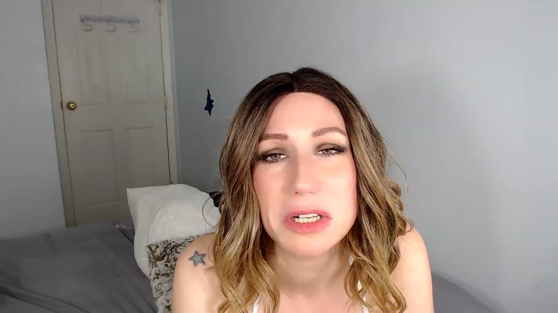 Gallery image thumbnail from HannahHarte's myfreecams stream on, 02/21/2023, 06:39 image 6 of 20