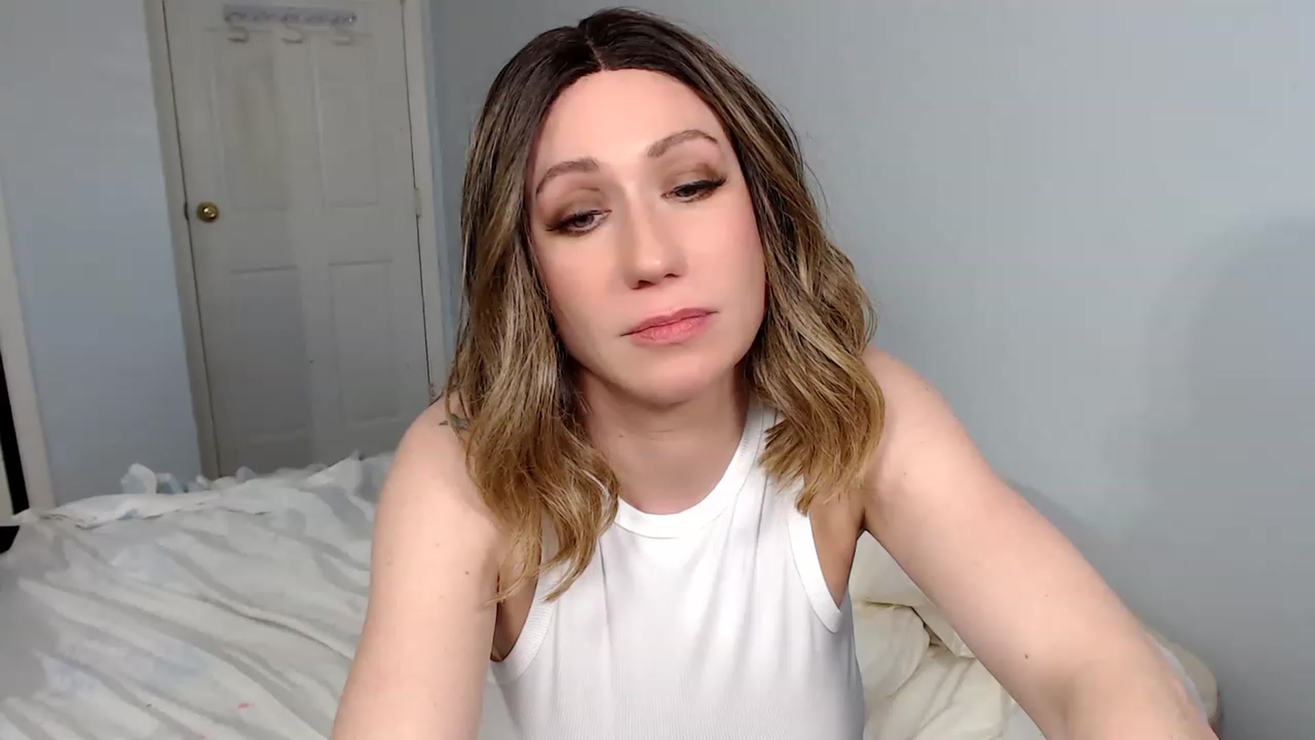 Gallery image thumbnail from HannahHarte's myfreecams stream on, 02/28/2023, 21:37 image 15 of 20
