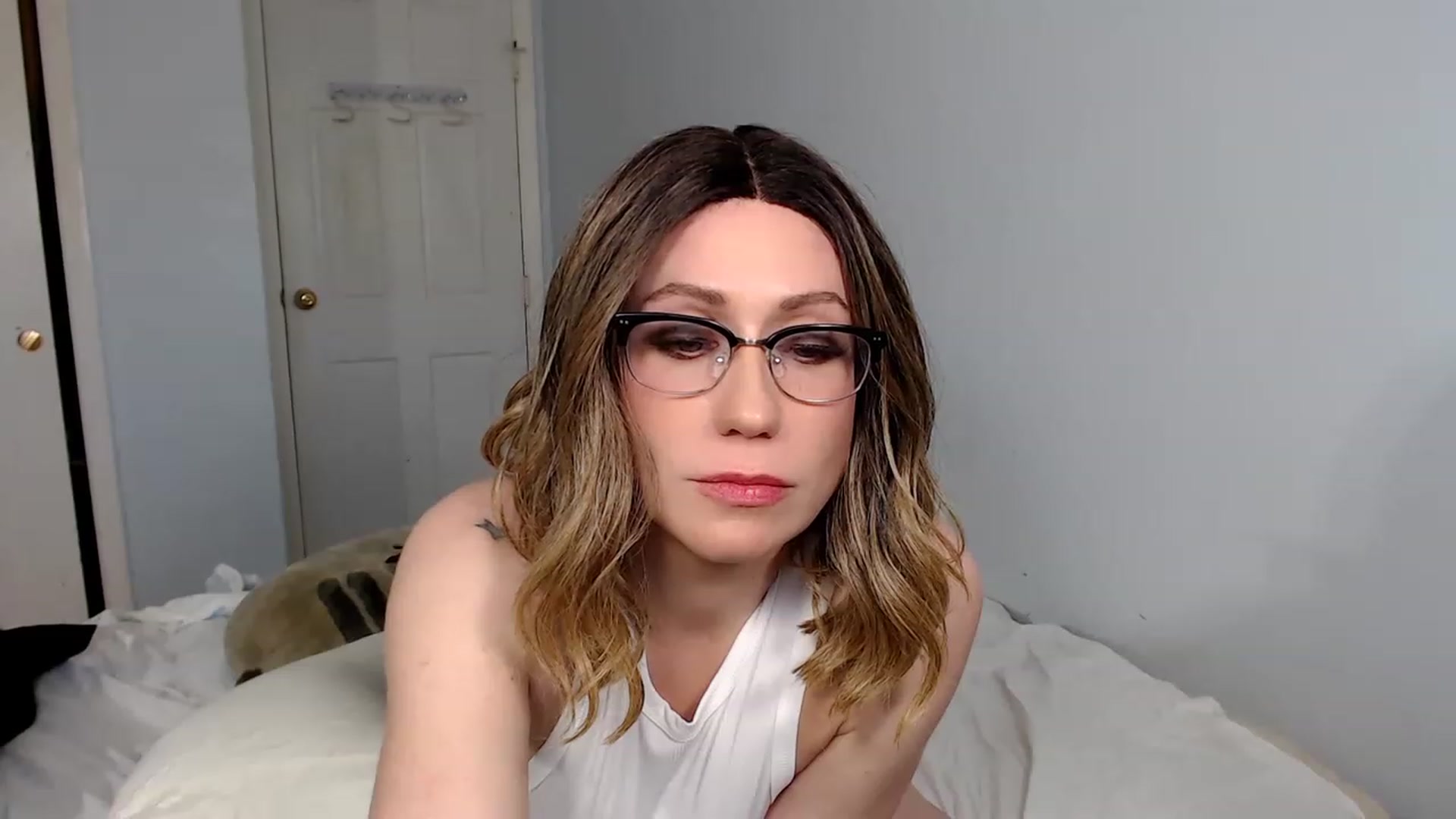 Gallery image thumbnail from HannahHarte's myfreecams stream on, 02/28/2023, 21:37 image 5 of 20