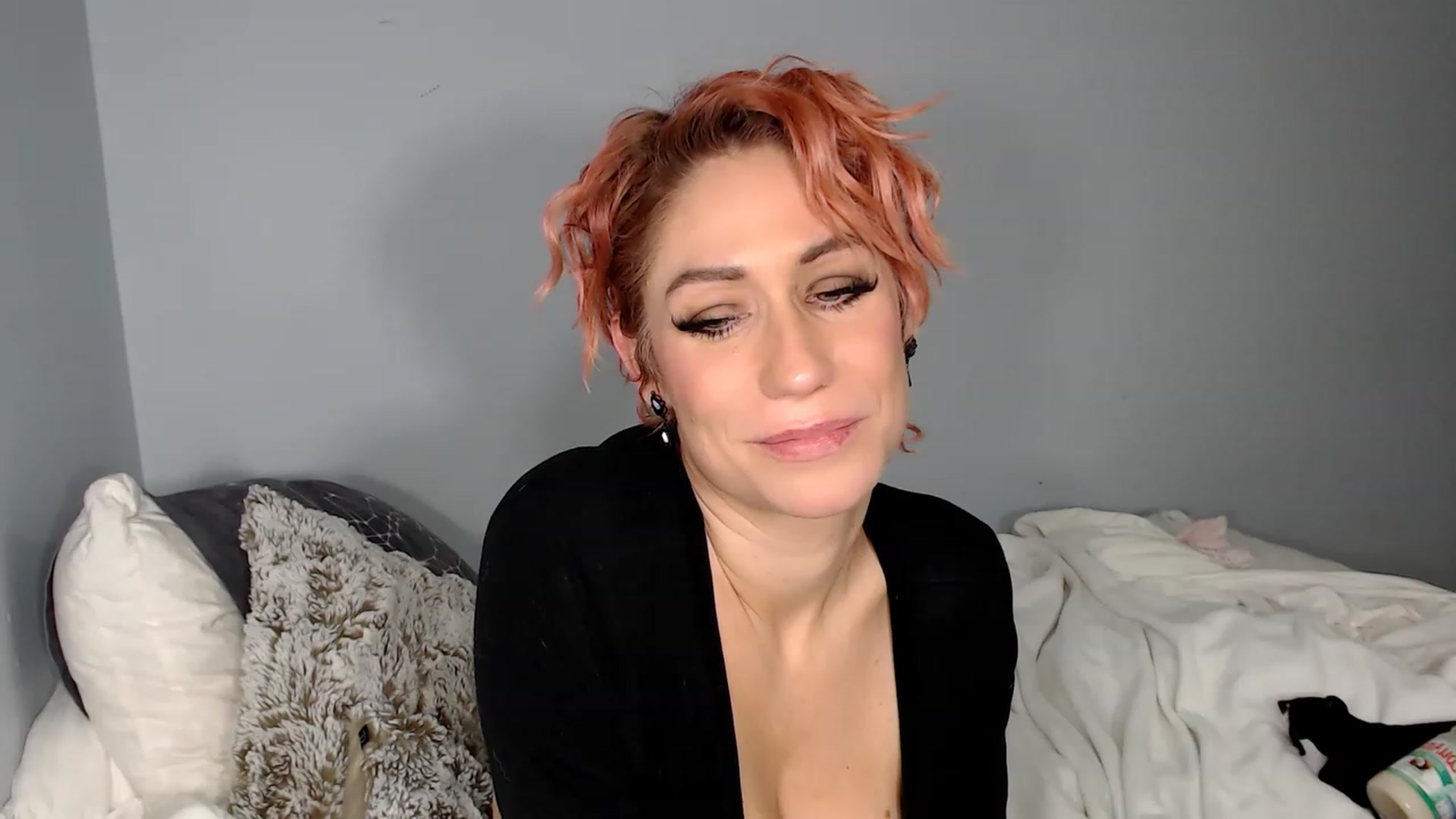 Gallery image thumbnail from HannahHarte's myfreecams stream on, 06/27/2023, 13:14 image 10 of 20
