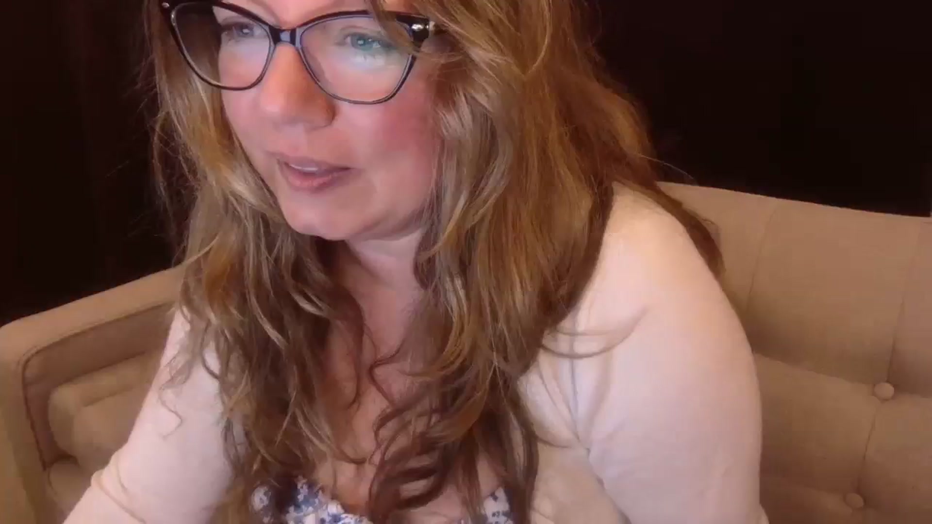 Gallery image thumbnail from Hannah_Love's myfreecams stream on, 07/25/2023, 03:50 image 8 of 20