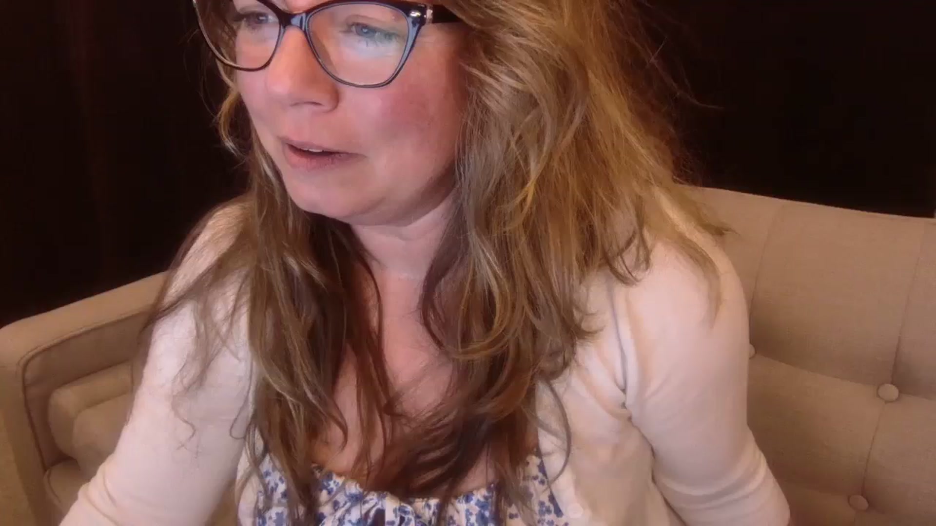 Gallery image thumbnail from Hannah_Love's myfreecams stream on, 07/25/2023, 03:50 image 13 of 20
