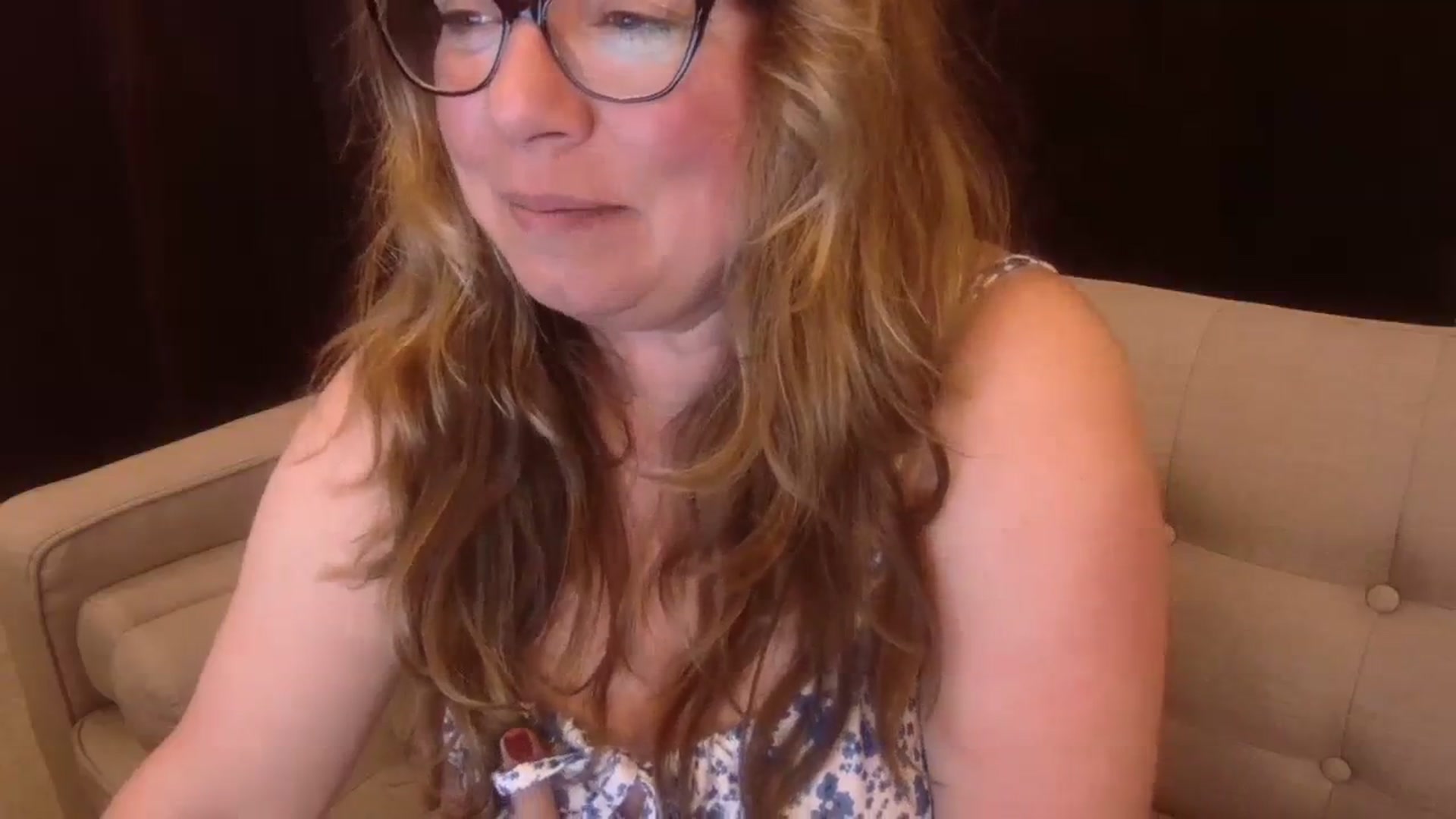Gallery image thumbnail from Hannah_Love's myfreecams stream on, 07/25/2023, 03:50 image 17 of 20