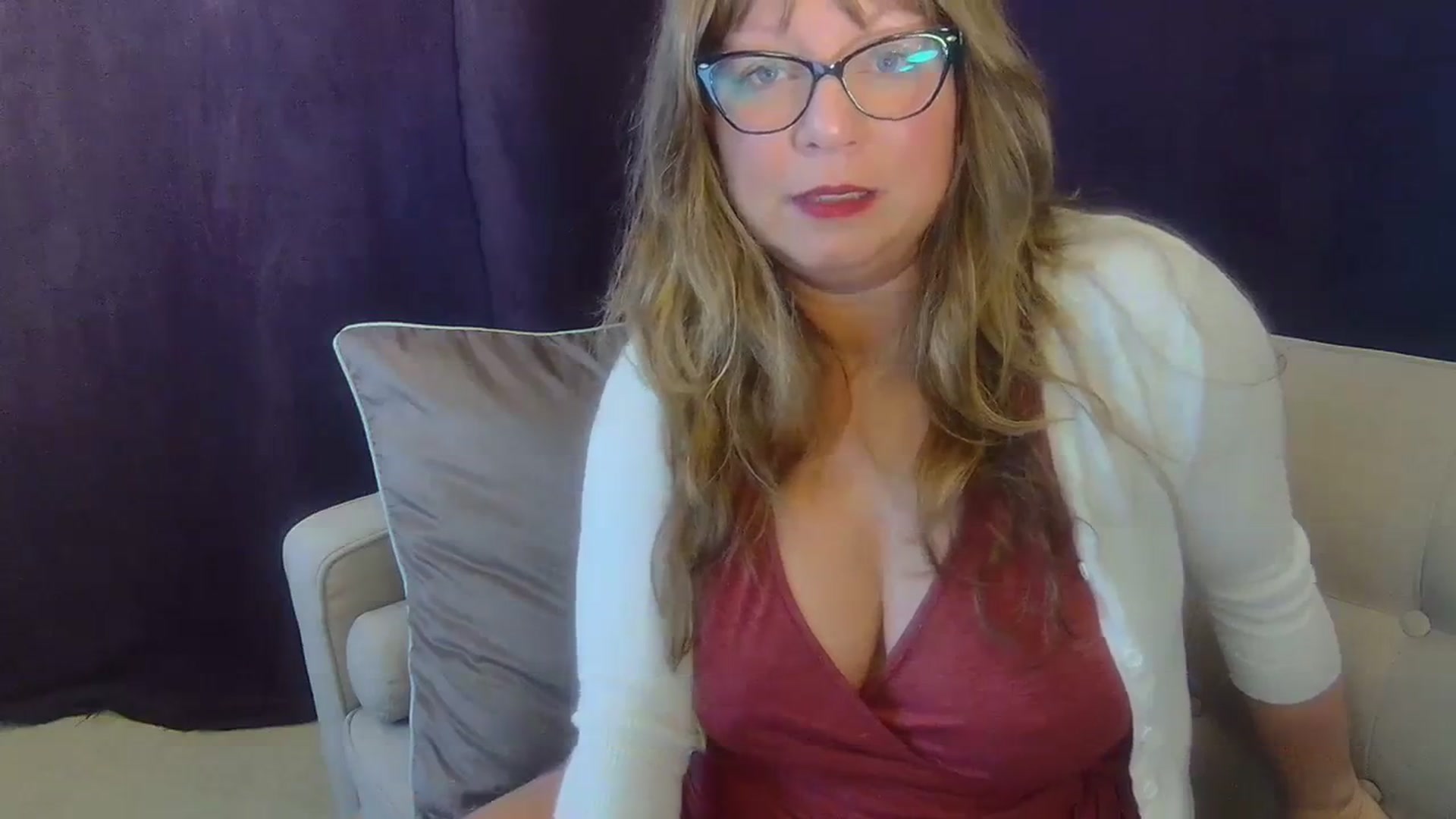 Gallery image thumbnail from Hannah_Love's myfreecams stream on, 02/29/2024, 22:58 image 2 of 20