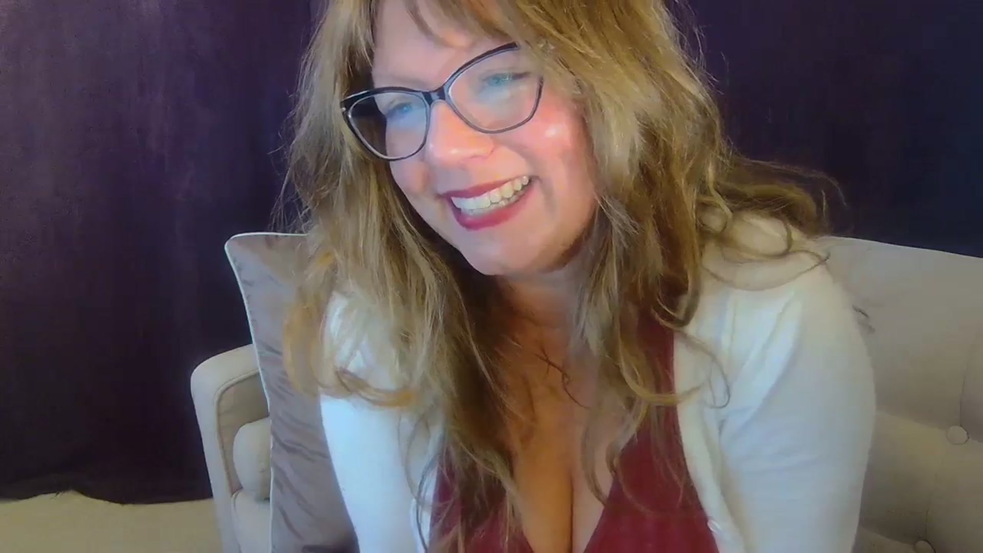 Gallery image thumbnail from Hannah_Love's myfreecams stream on, 02/29/2024, 22:58 image 4 of 20