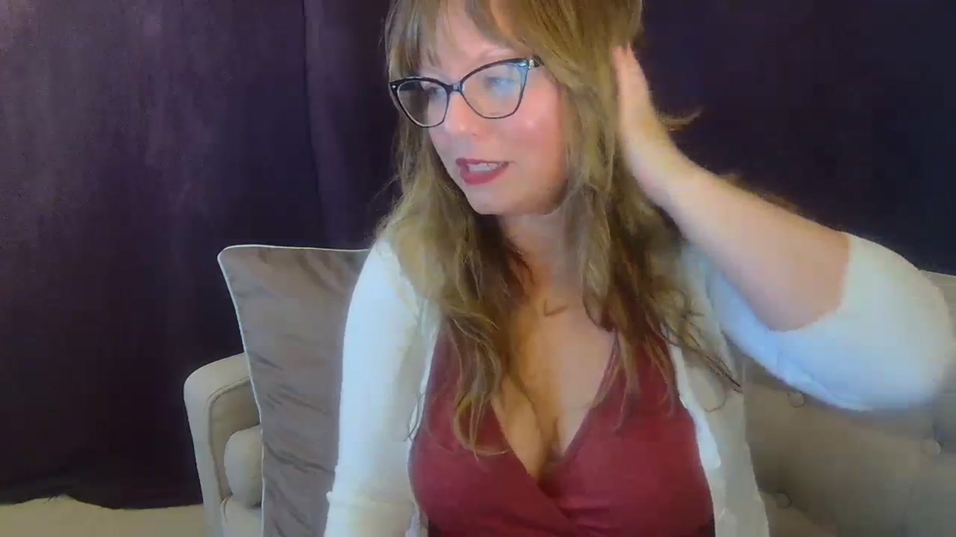 Gallery image thumbnail from Hannah_Love's myfreecams stream on, 02/29/2024, 22:58 image 9 of 20