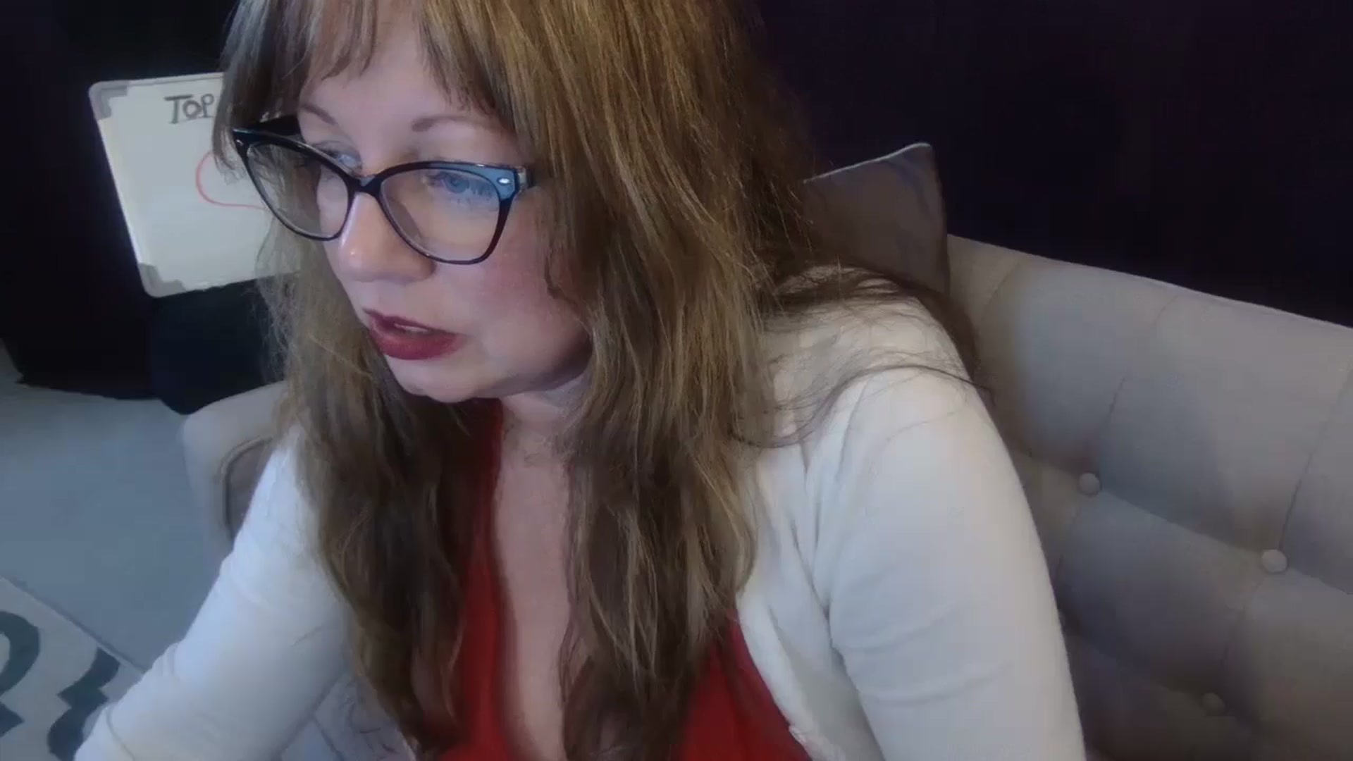 Gallery image thumbnail from Hannah_Love's myfreecams stream on, 06/27/2025, 01:17 image 16 of 20