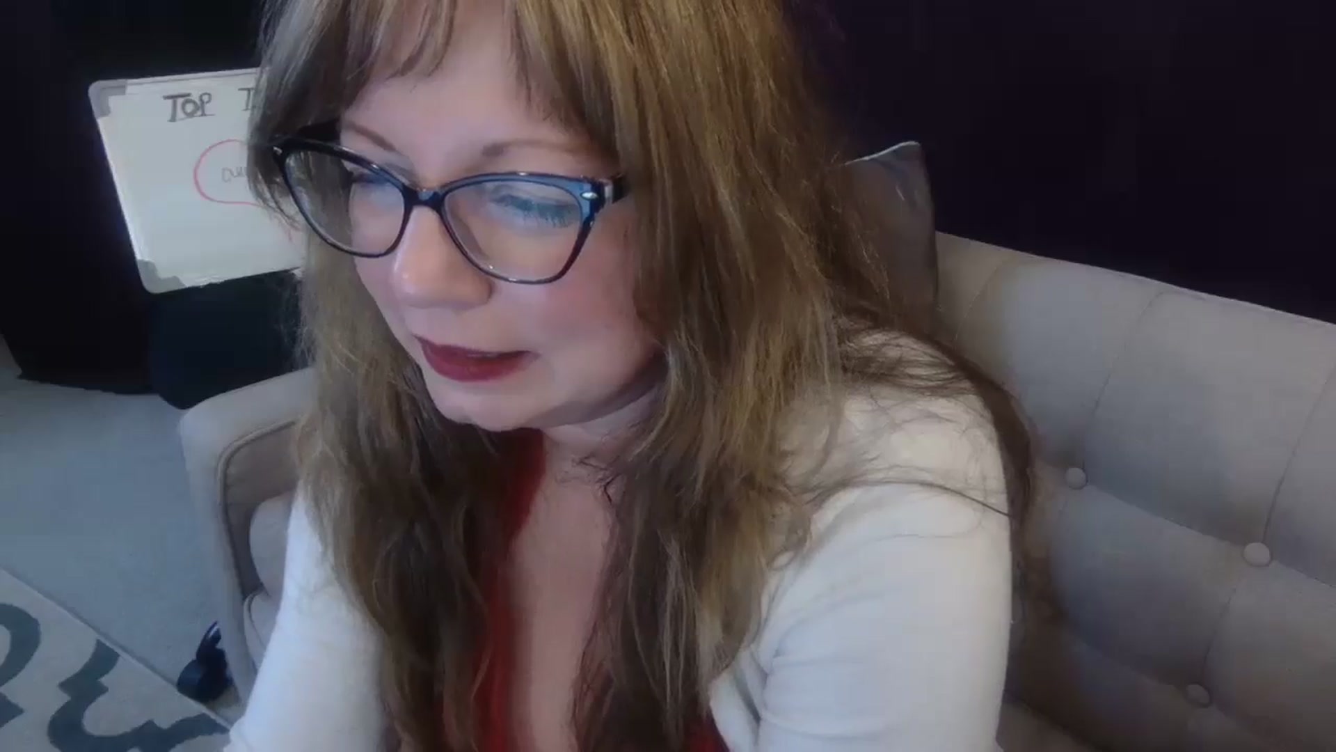 Gallery image thumbnail from Hannah_Love's myfreecams stream on, 06/27/2025, 01:17 image 17 of 20