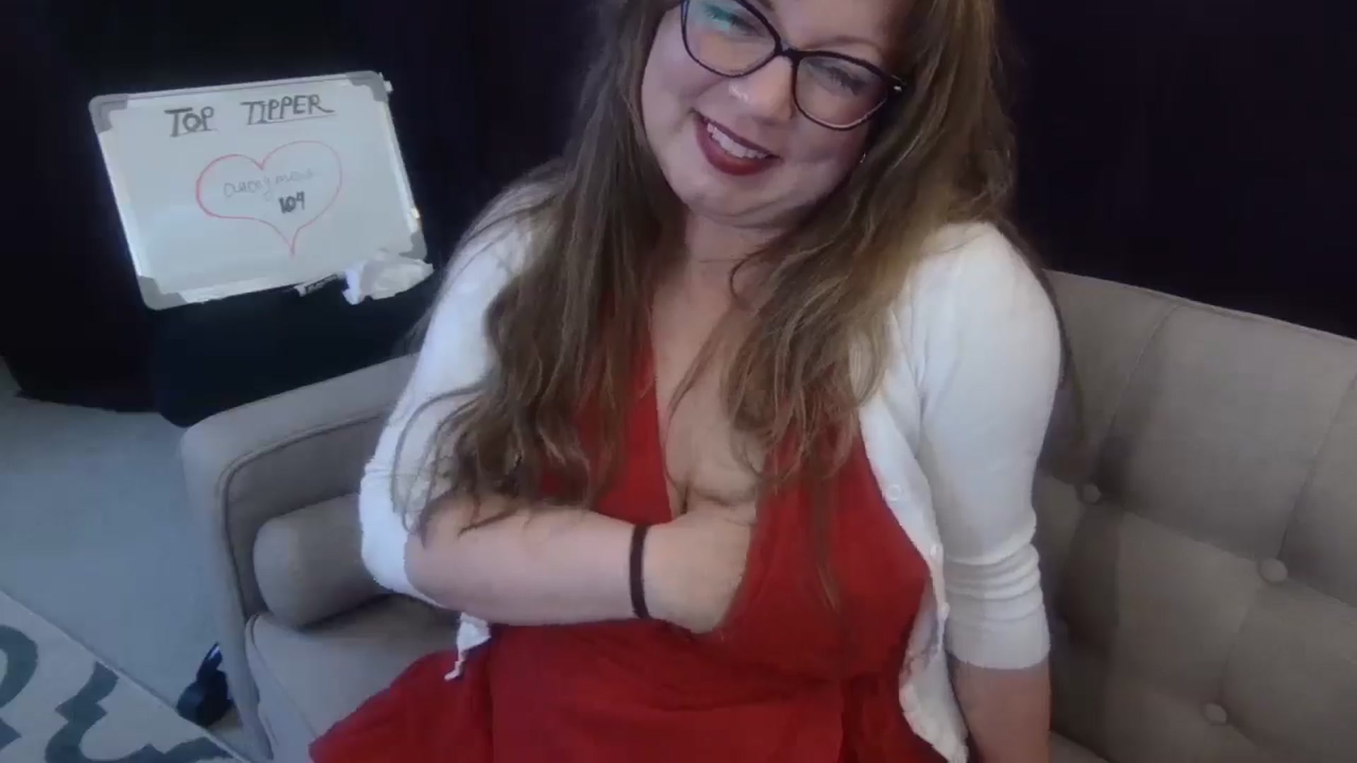 Gallery image thumbnail from Hannah_Love's myfreecams stream on, 06/27/2025, 01:17 image 5 of 20