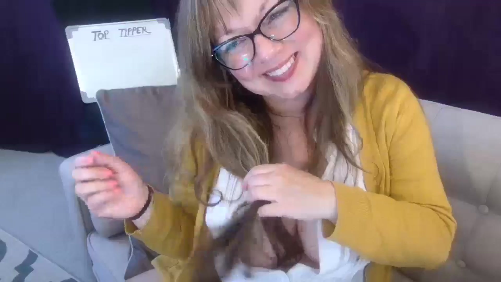 Gallery image thumbnail from Hannah_Love's myfreecams stream on, 06/27/2025, 22:13 image 10 of 20