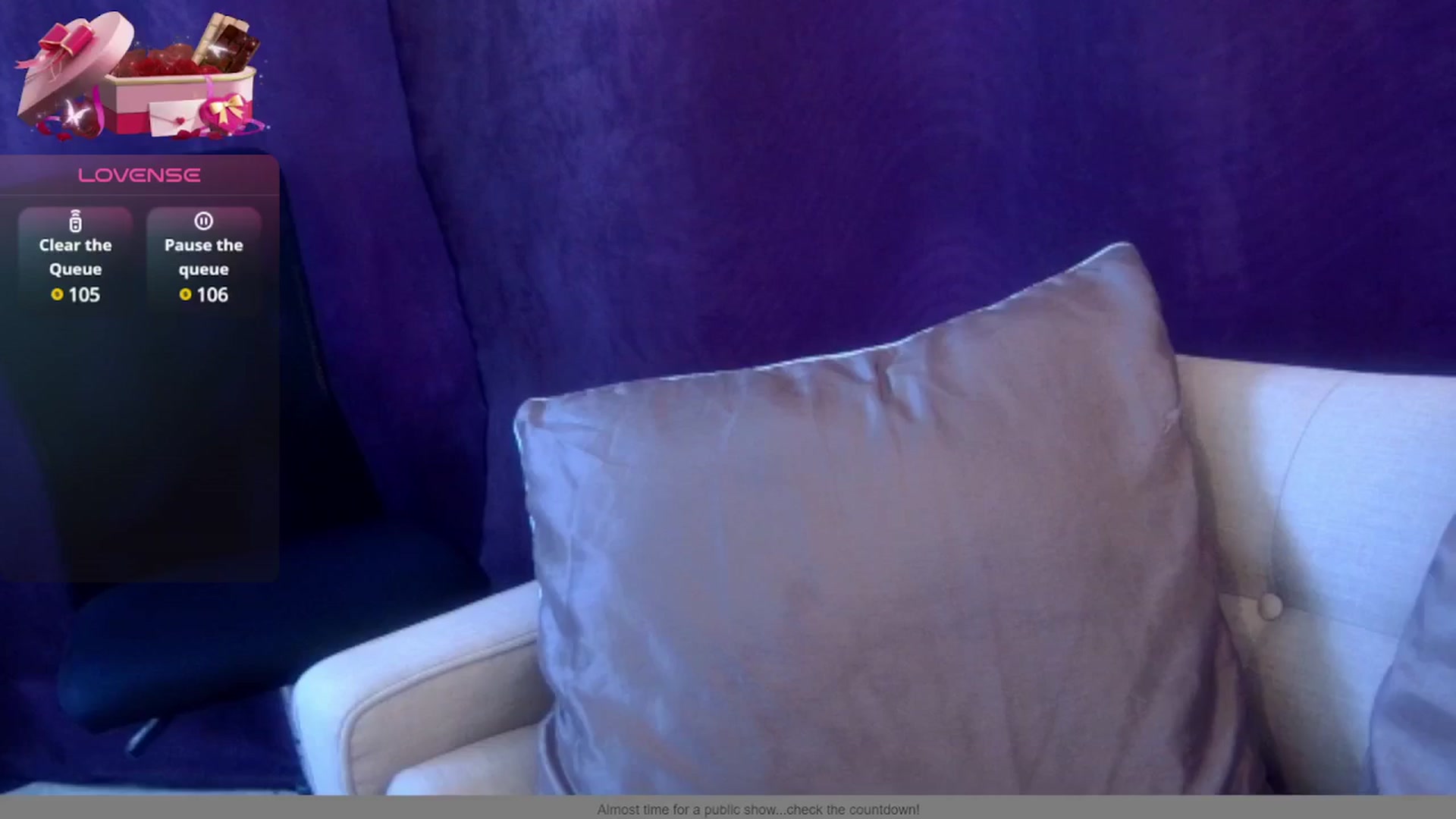 Gallery image thumbnail from Hannah_Love's myfreecams stream on, 07/31/2025, 21:12 image 5 of 20