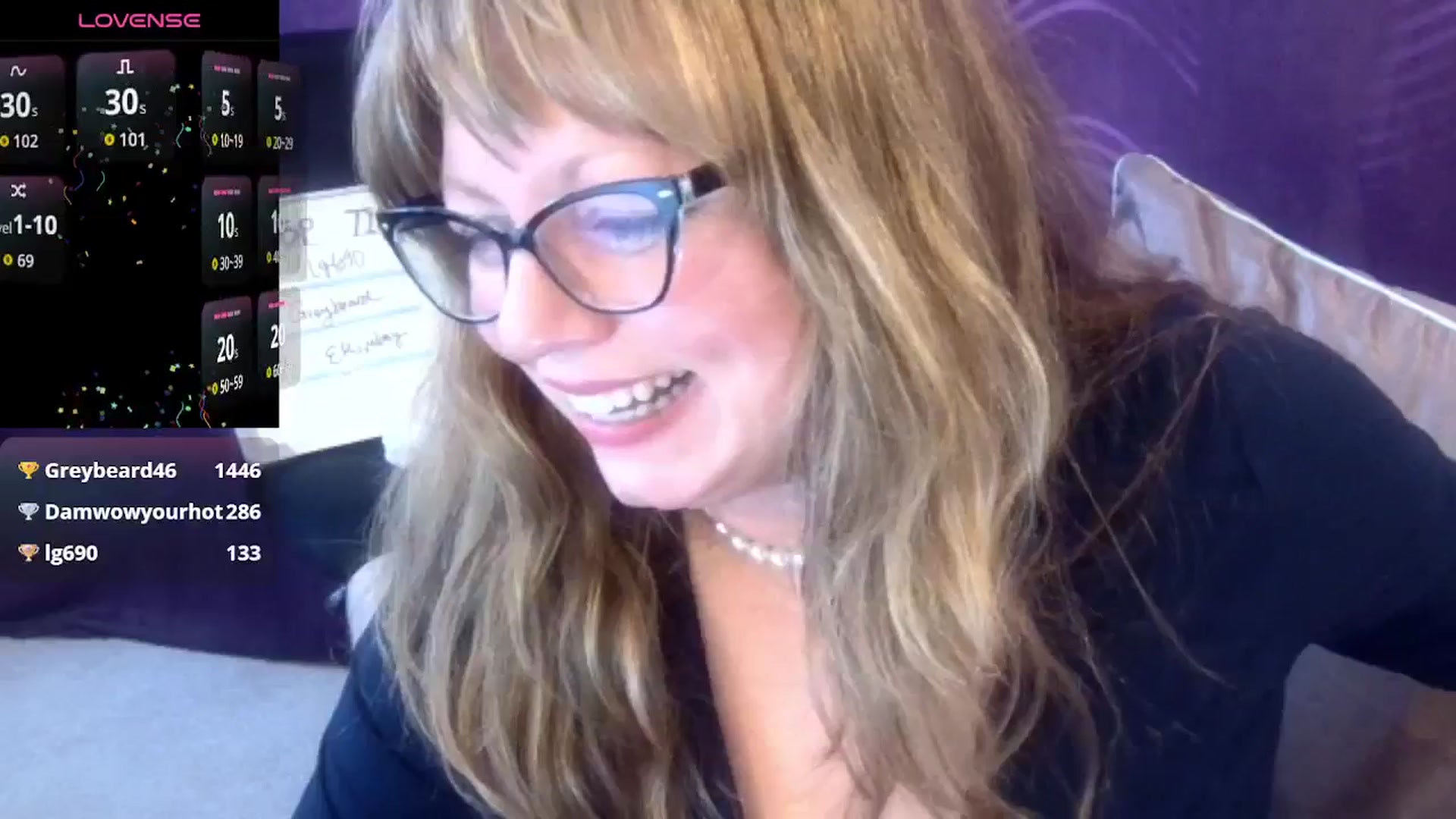 Gallery image thumbnail from Hannah_Love's myfreecams stream on, 08/29/2025, 20:43 image 11 of 20