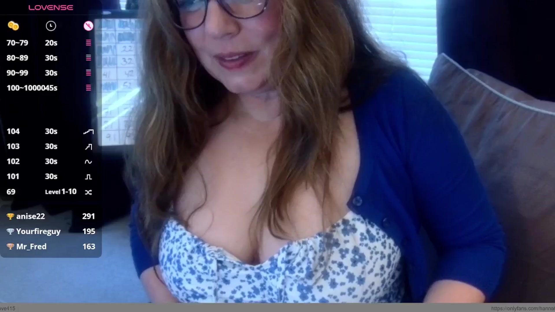 Gallery image thumbnail from Hannah_Love's myfreecams stream on, 10/28/2025, 23:47 image 11 of 20