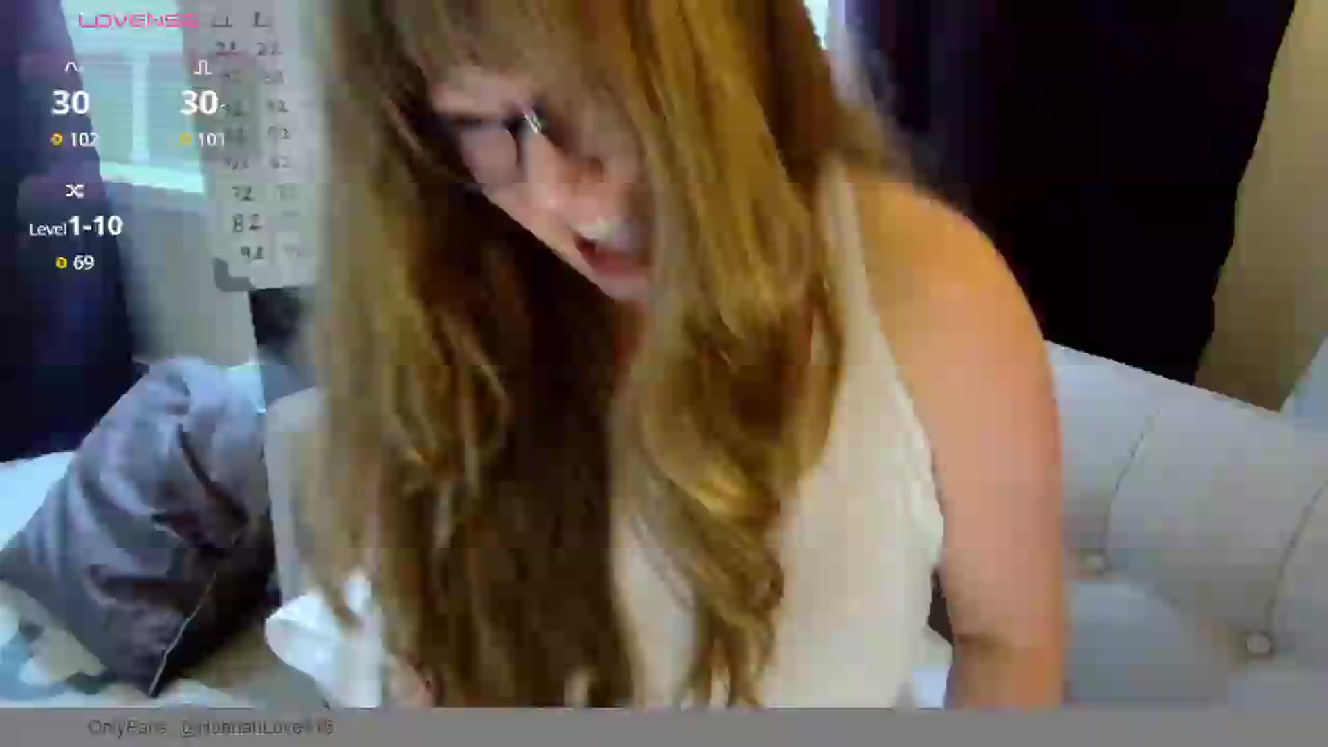 Gallery image thumbnail from Hannah_Love's myfreecams stream on, 08/12/2026, 23:23 image 4 of 20