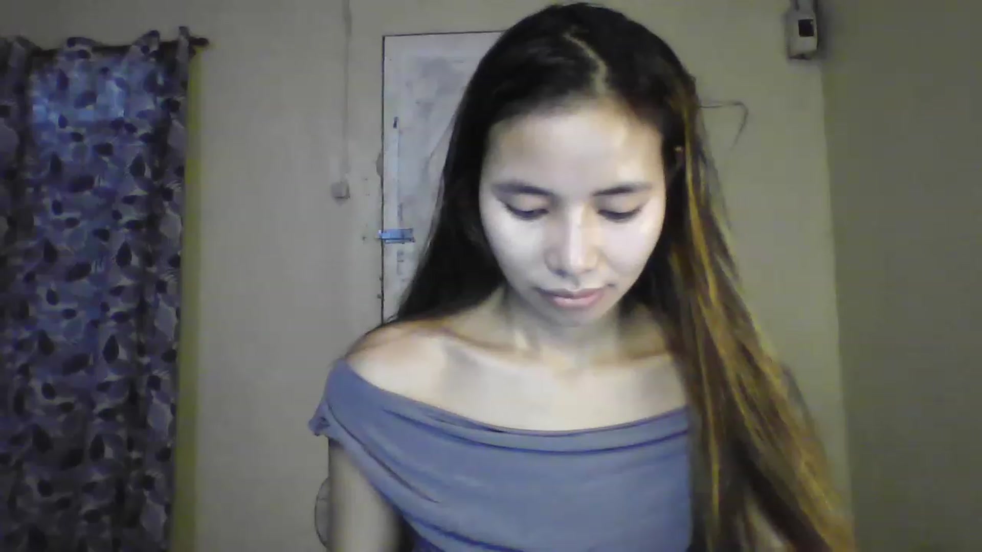 Gallery image thumbnail from Hannapinay's myfreecams stream on, 01/02/2023, 03:54 image 6 of 20