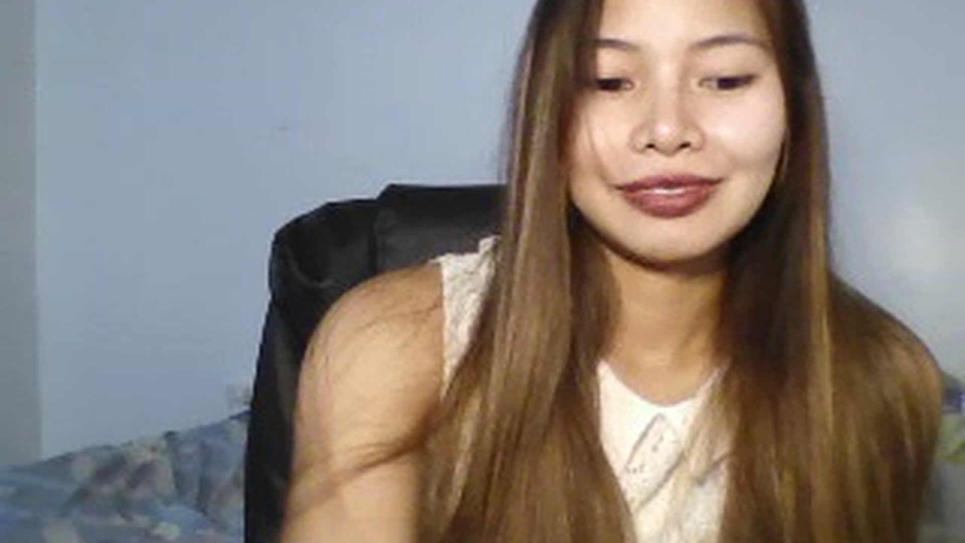 Gallery image thumbnail from Hannapinay's myfreecams stream on, 07/18/2023, 23:09 image 14 of 20