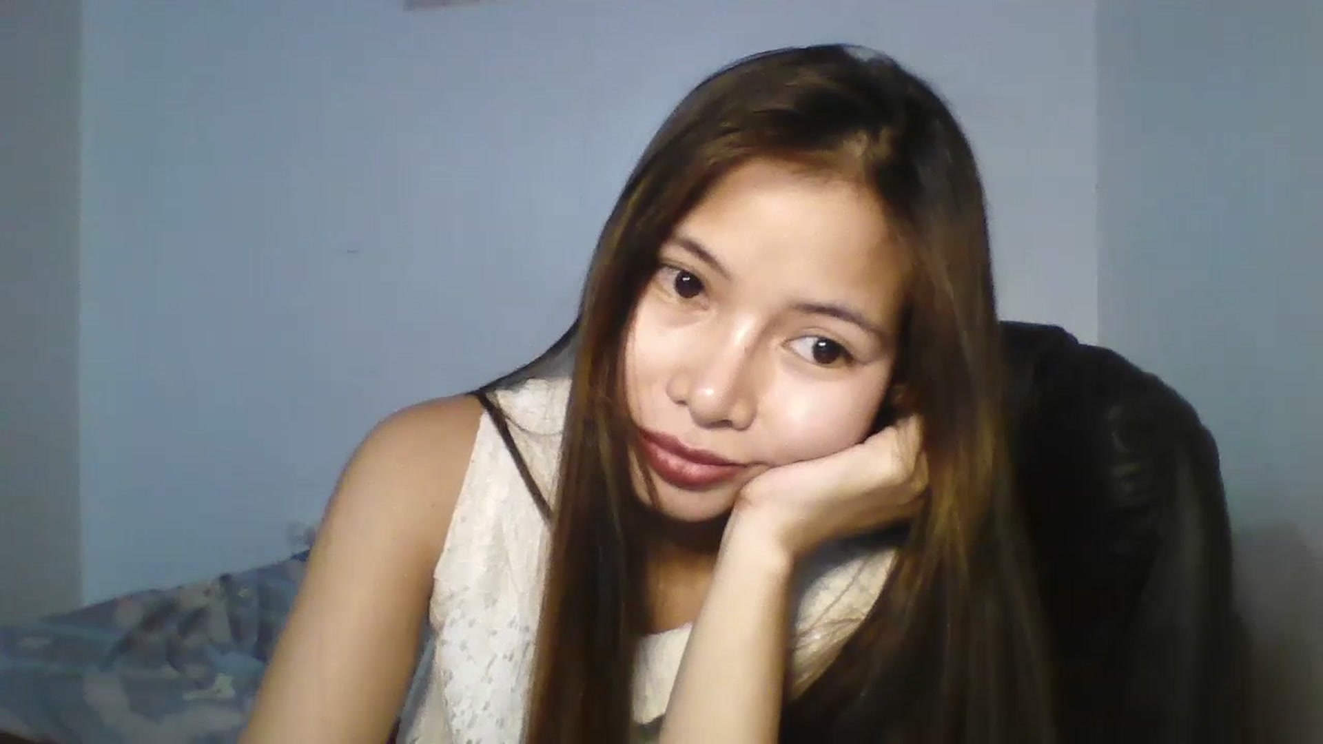 Gallery image thumbnail from Hannapinay's myfreecams stream on, 07/19/2023, 01:07 image 4 of 20