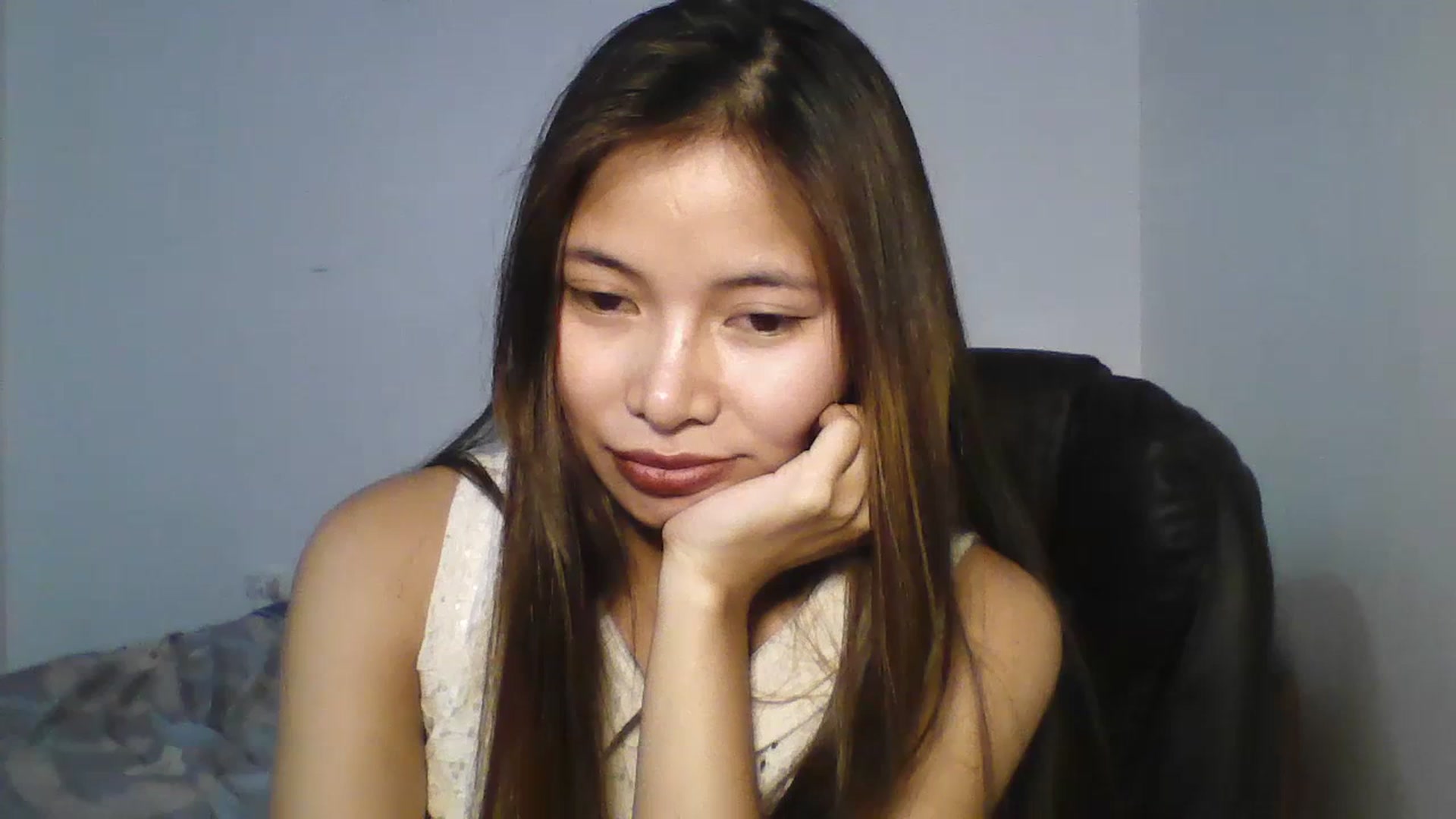 Gallery image thumbnail from Hannapinay's myfreecams stream on, 07/19/2023, 01:07 image 2 of 20