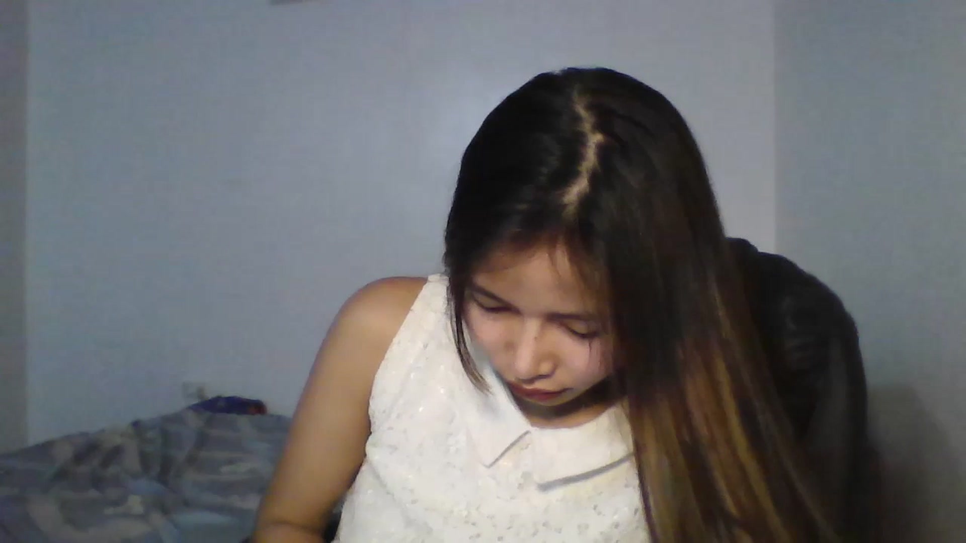 Gallery image thumbnail from Hannapinay's myfreecams stream on, 07/19/2023, 01:07 image 12 of 20