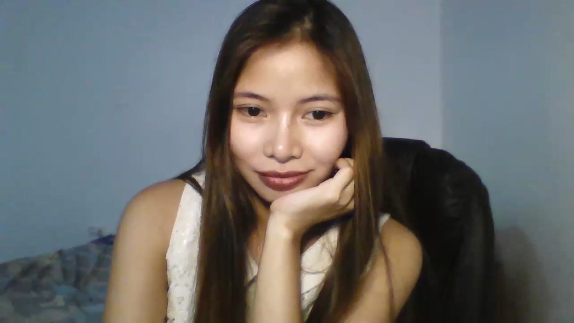 Gallery image thumbnail from Hannapinay's myfreecams stream on, 07/19/2023, 01:07 image 1 of 20