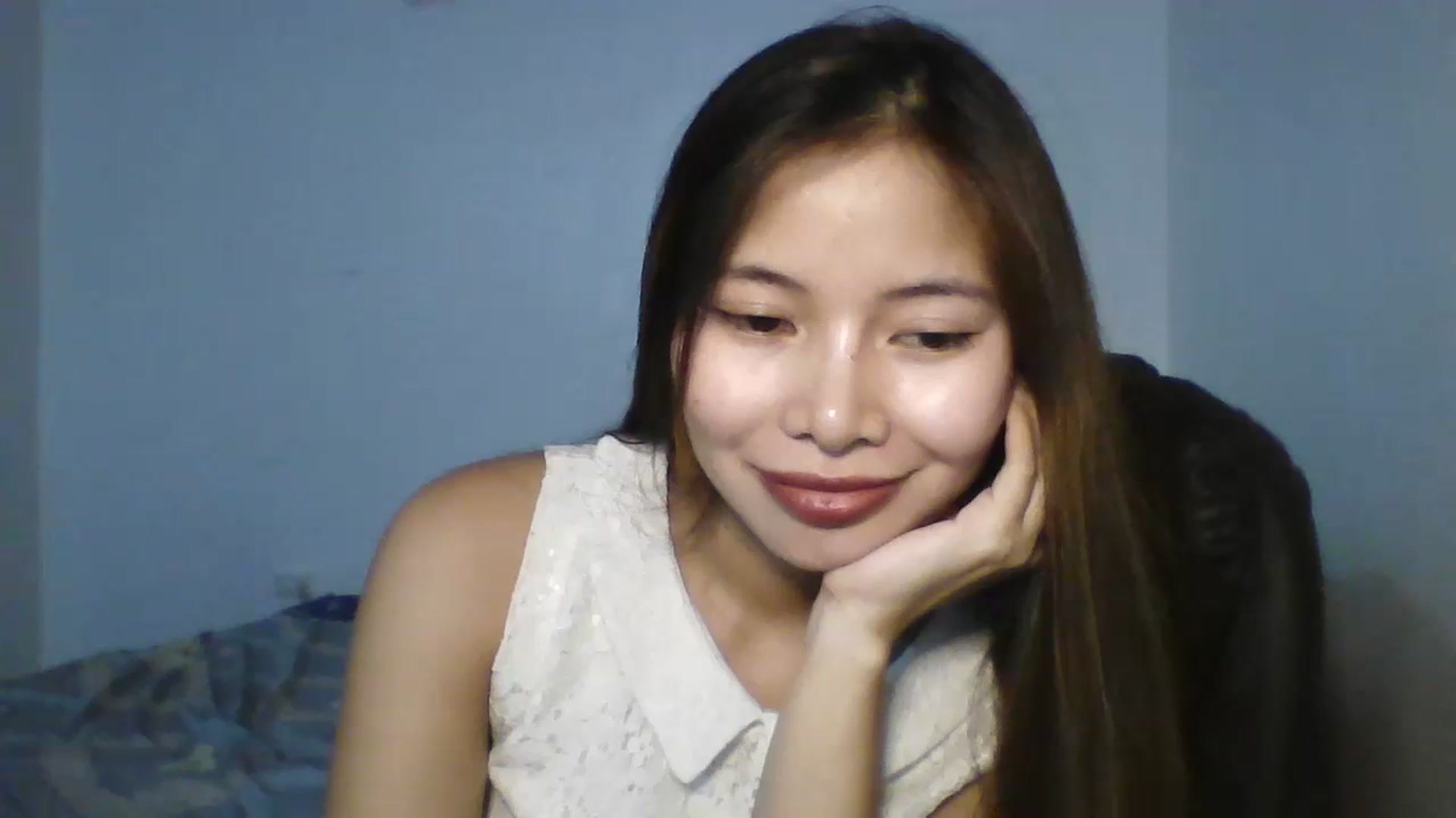 Gallery image thumbnail from Hannapinay's myfreecams stream on, 07/19/2023, 01:07 image 9 of 20