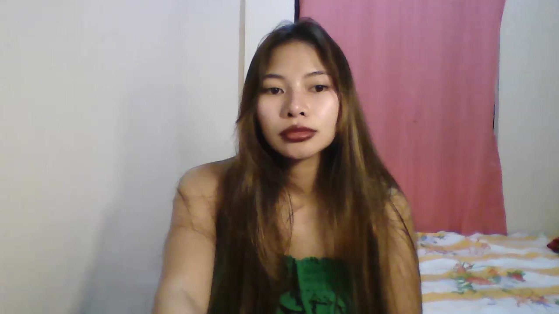 Gallery image thumbnail from Hannapinay's myfreecams stream on, 07/19/2023, 21:07 image 1 of 20