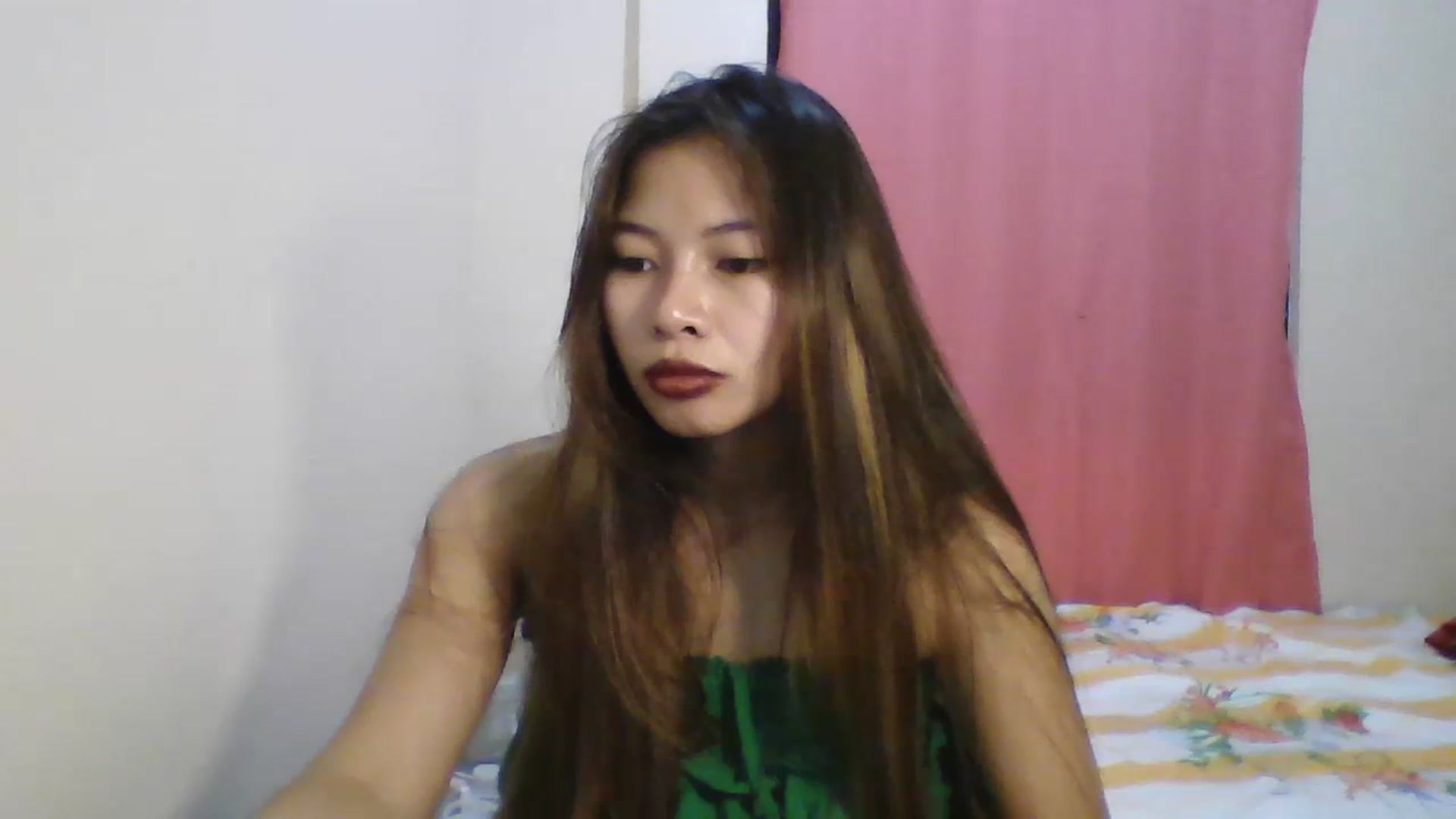 Gallery image thumbnail from Hannapinay's myfreecams stream on, 07/19/2023, 21:07 image 4 of 20