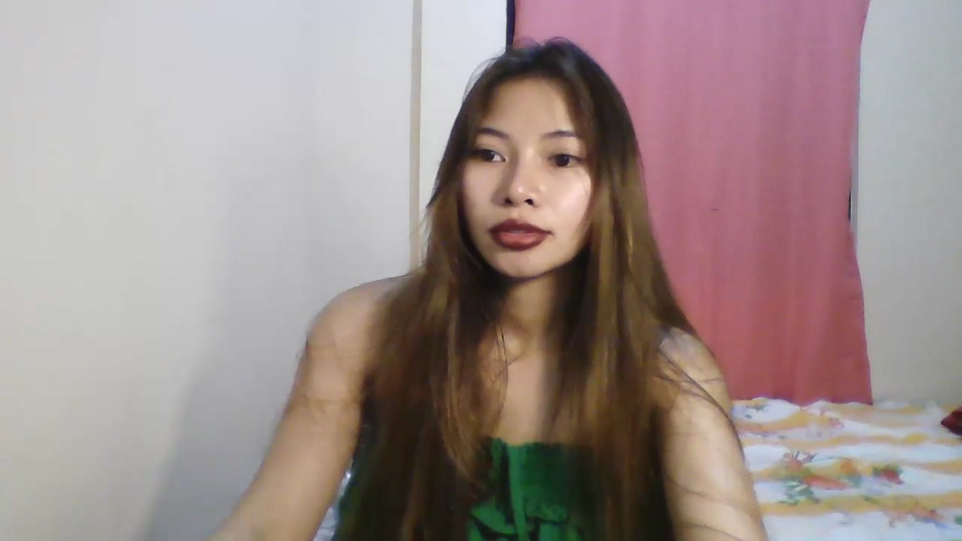Gallery image thumbnail from Hannapinay's myfreecams stream on, 07/19/2023, 21:07 image 6 of 20