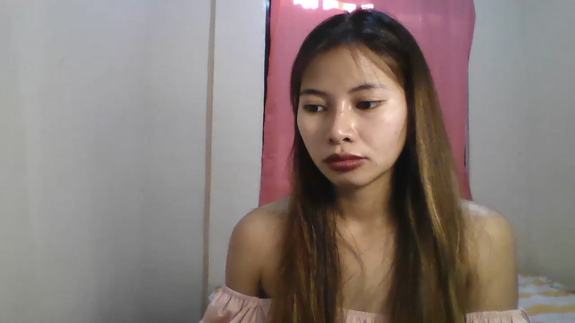 Gallery image thumbnail from Hannapinay's myfreecams stream on, 07/21/2023, 24:03 image 13 of 20