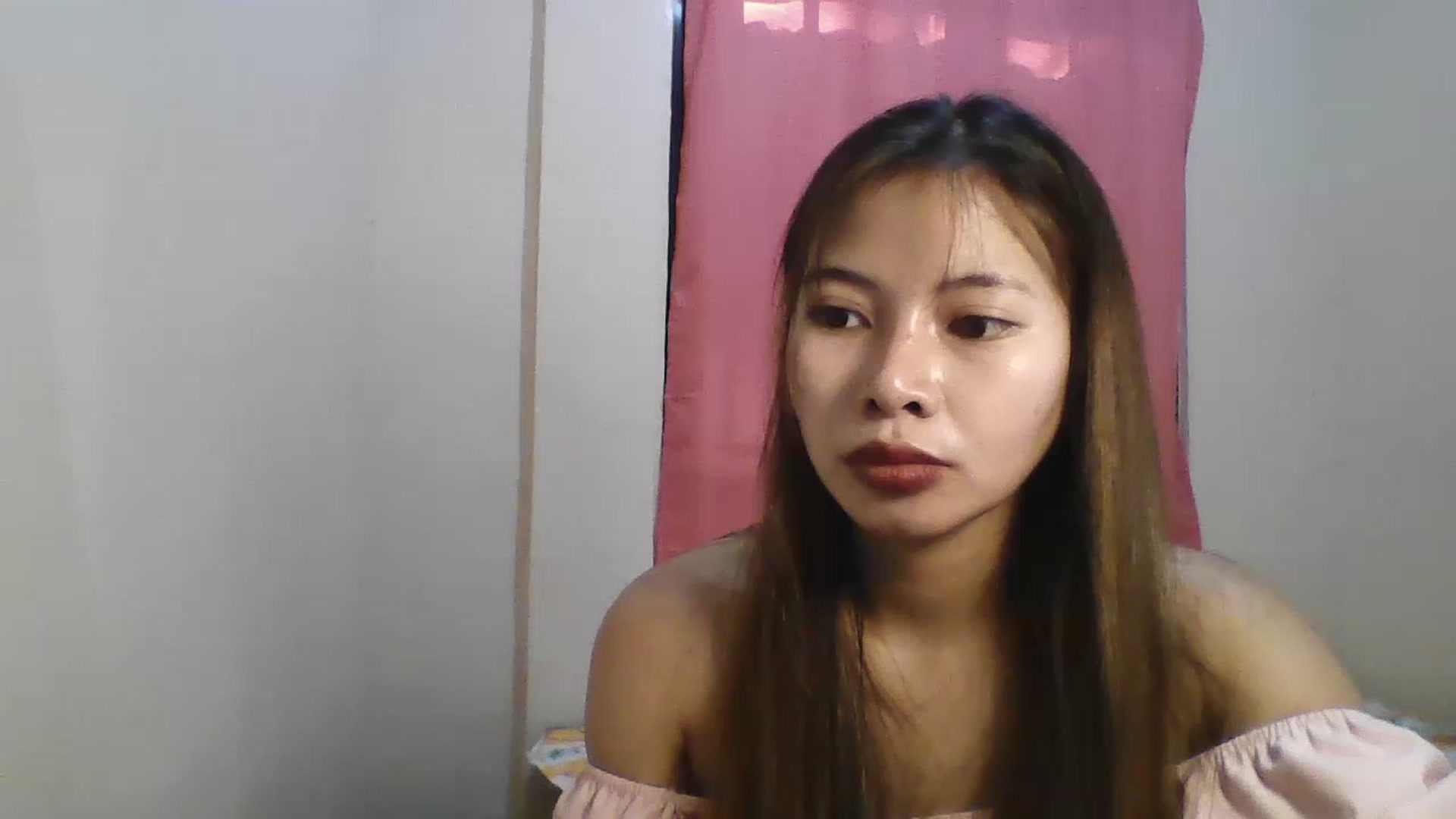 Gallery image thumbnail from Hannapinay's myfreecams stream on, 07/21/2023, 24:03 image 16 of 20