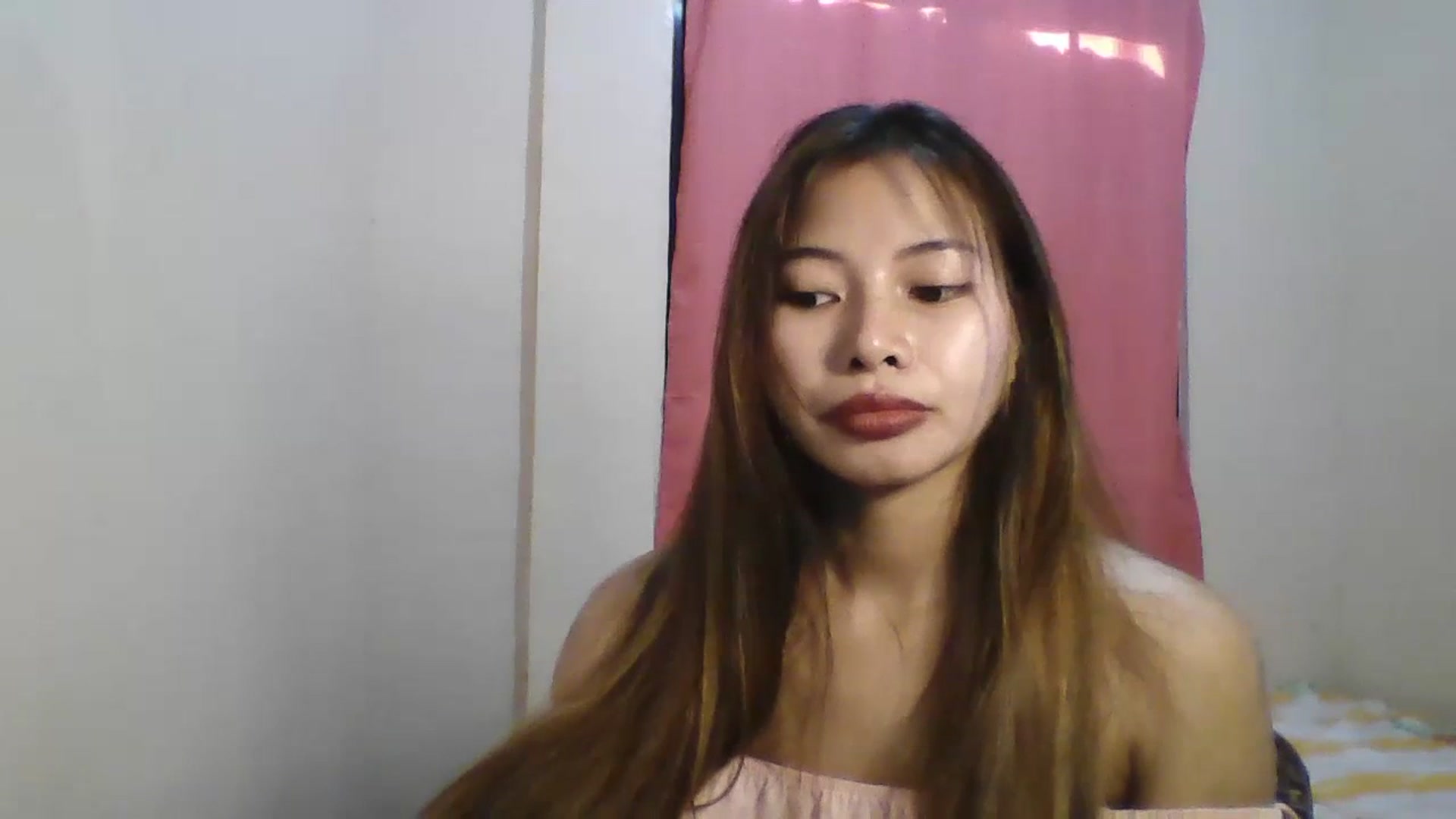 Gallery image thumbnail from Hannapinay's myfreecams stream on, 07/21/2023, 24:03 image 7 of 20