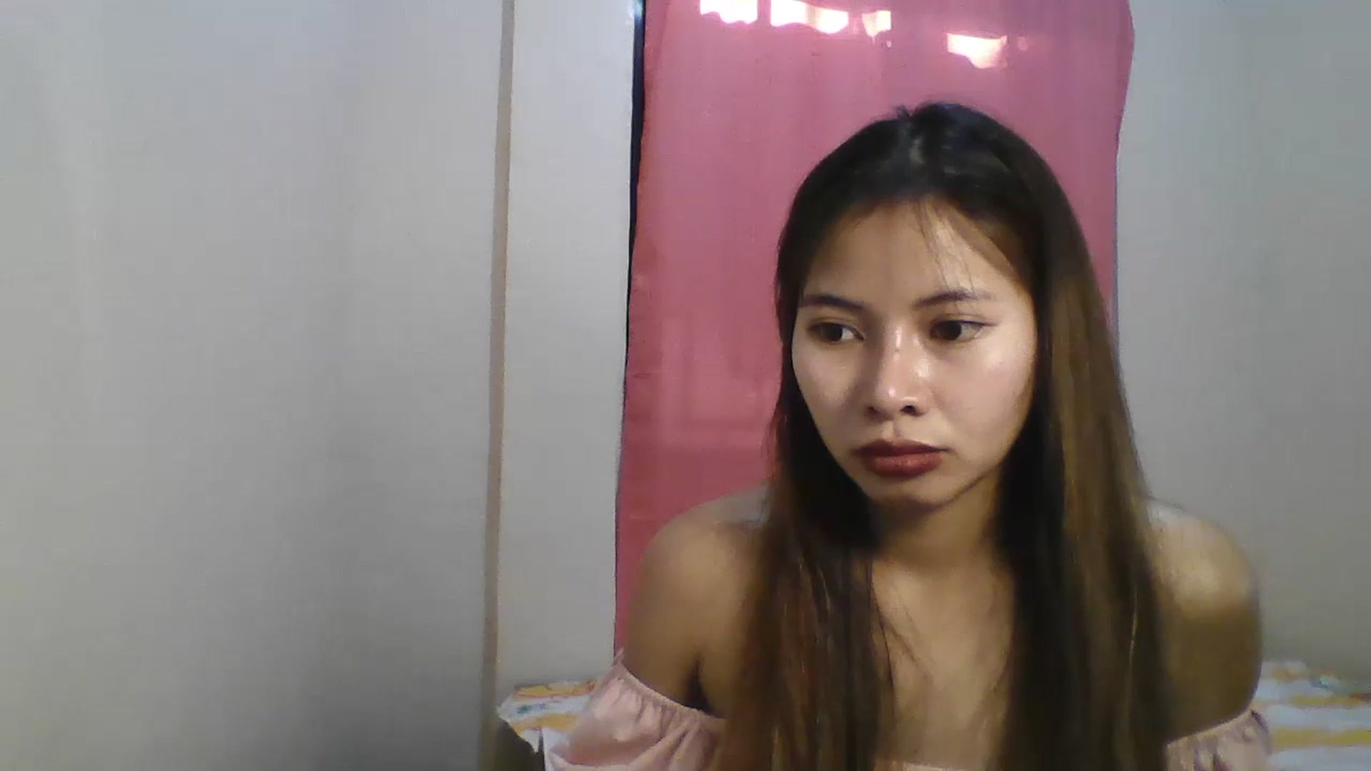 Gallery image thumbnail from Hannapinay's myfreecams stream on, 07/21/2023, 24:03 image 14 of 20